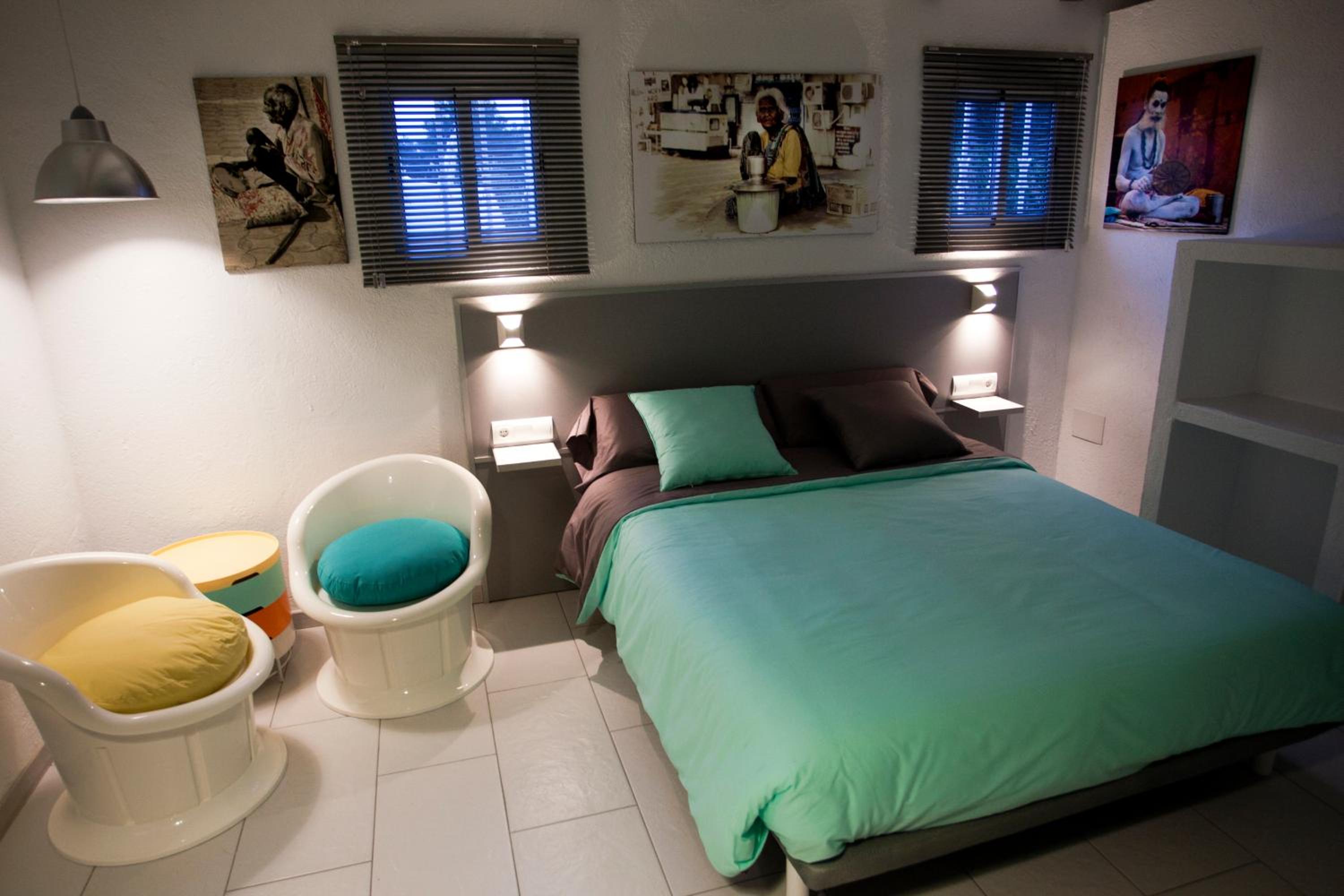 Photo 8
