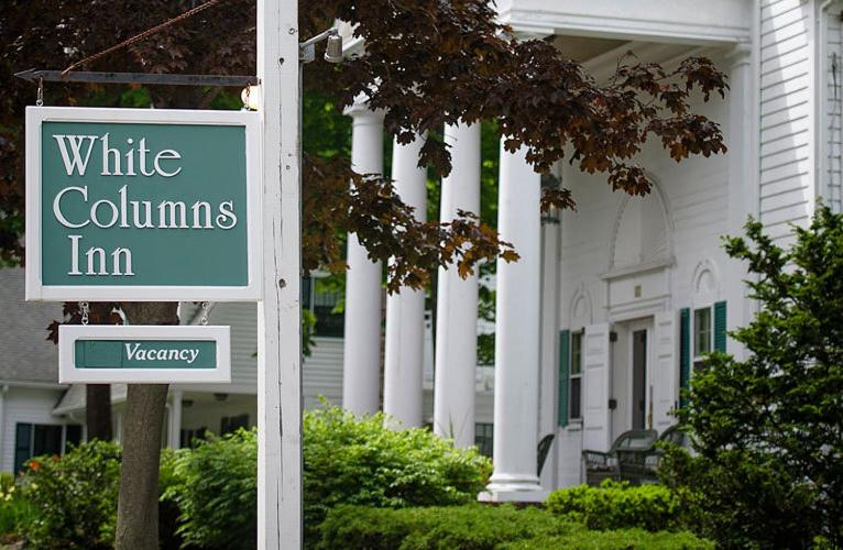 Anne's White Columns Inn
