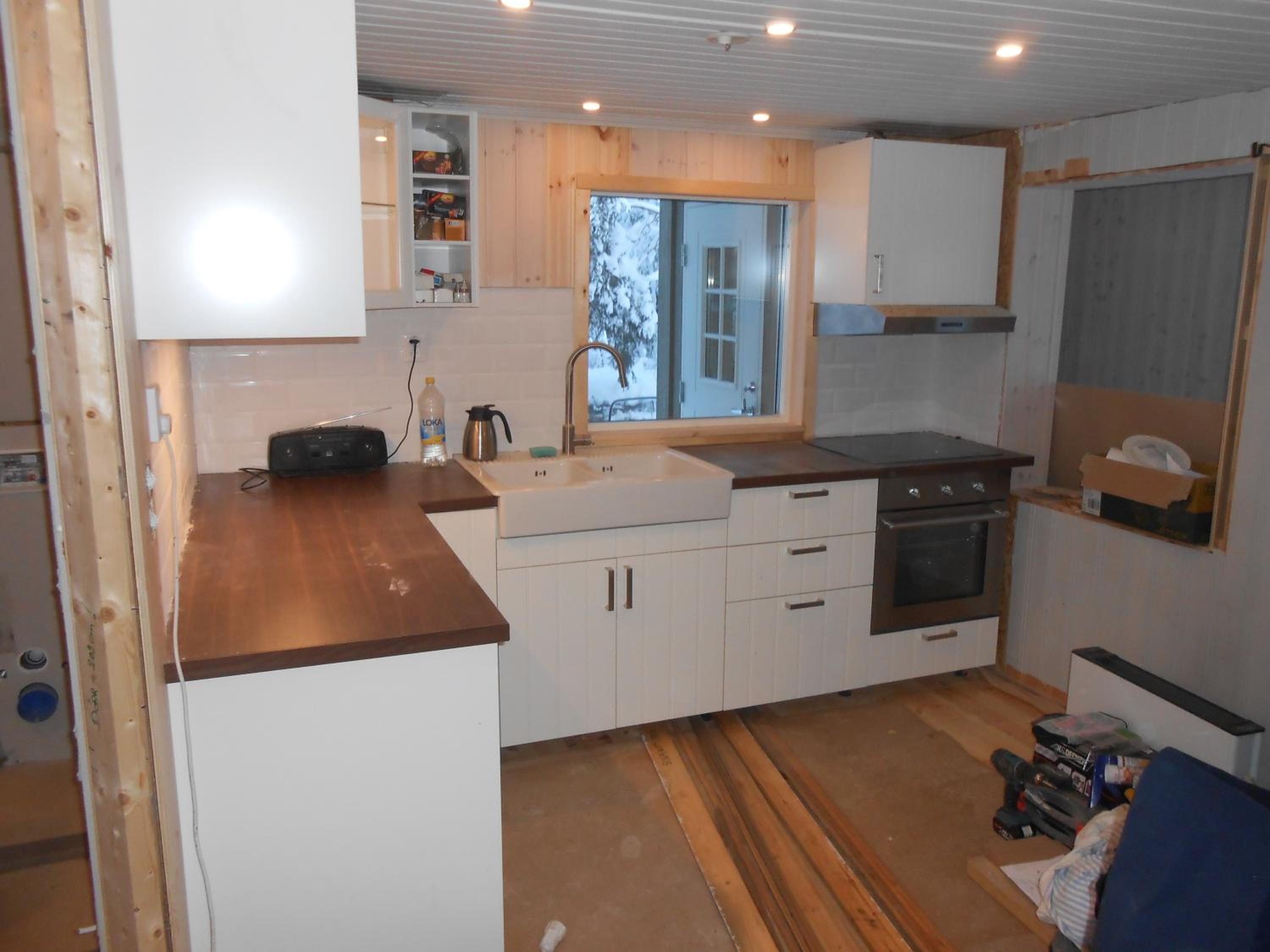 Lakeside House in Lapland view 3