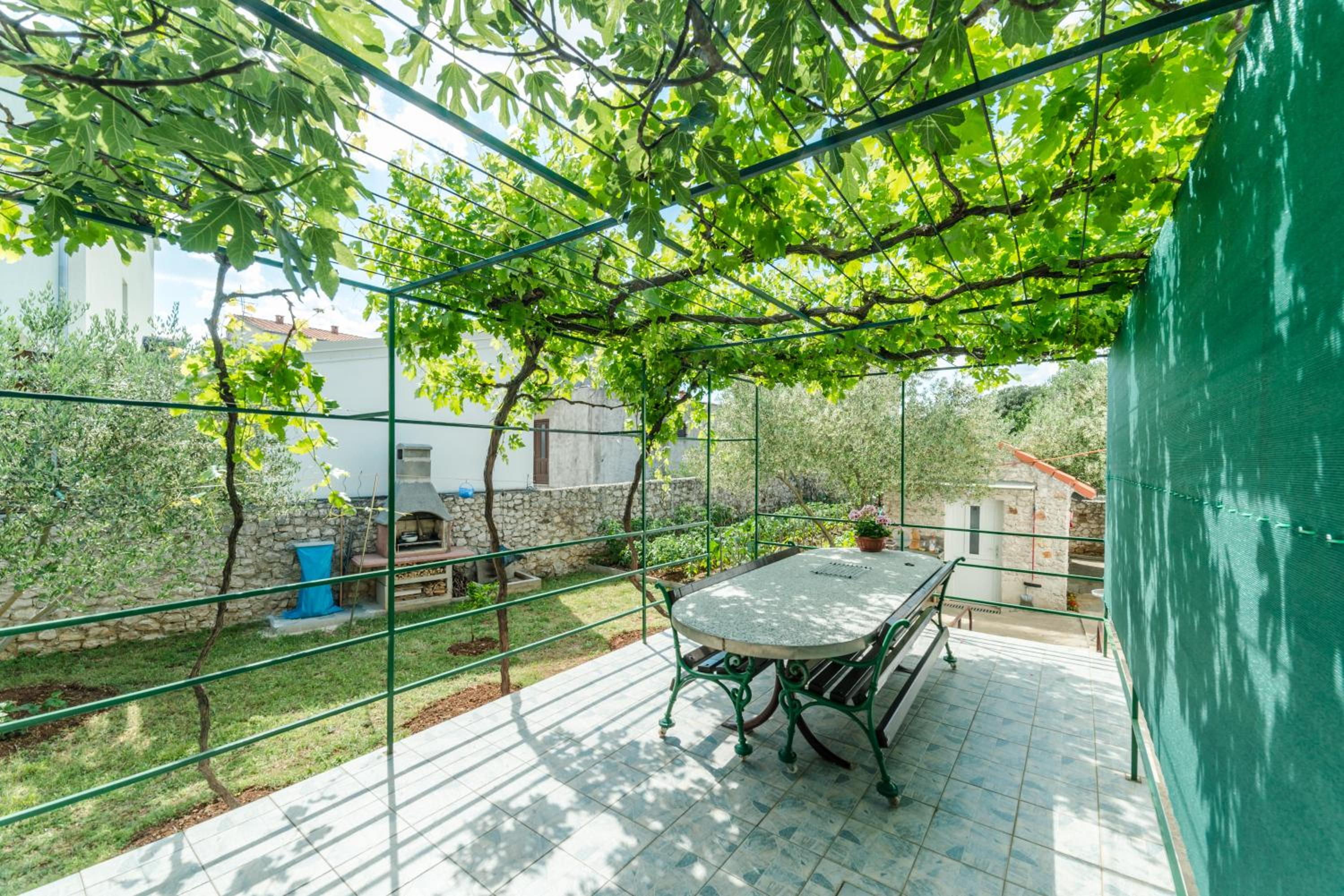 Apartments Brekalo view 4