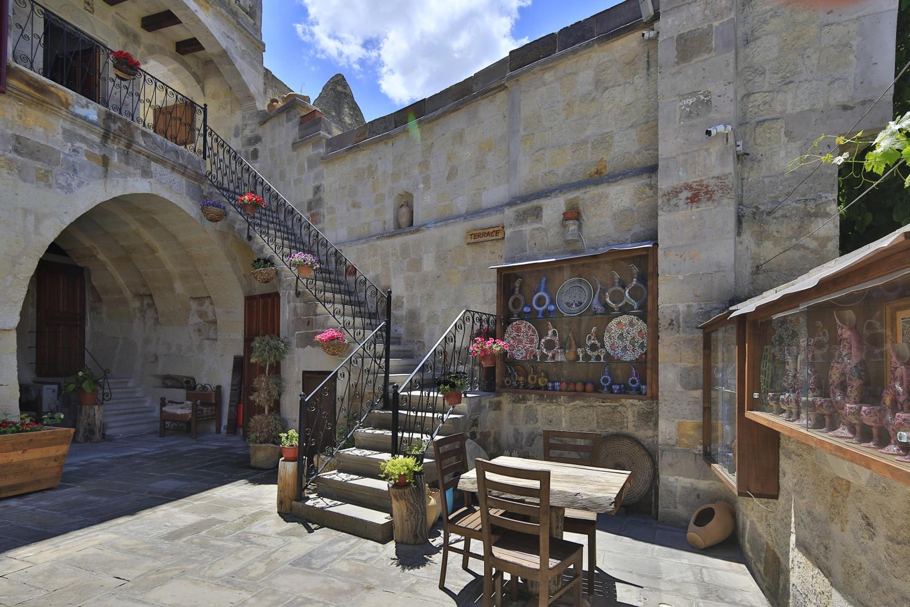 Aren Cave Hotel And Art Gallery - Image 93