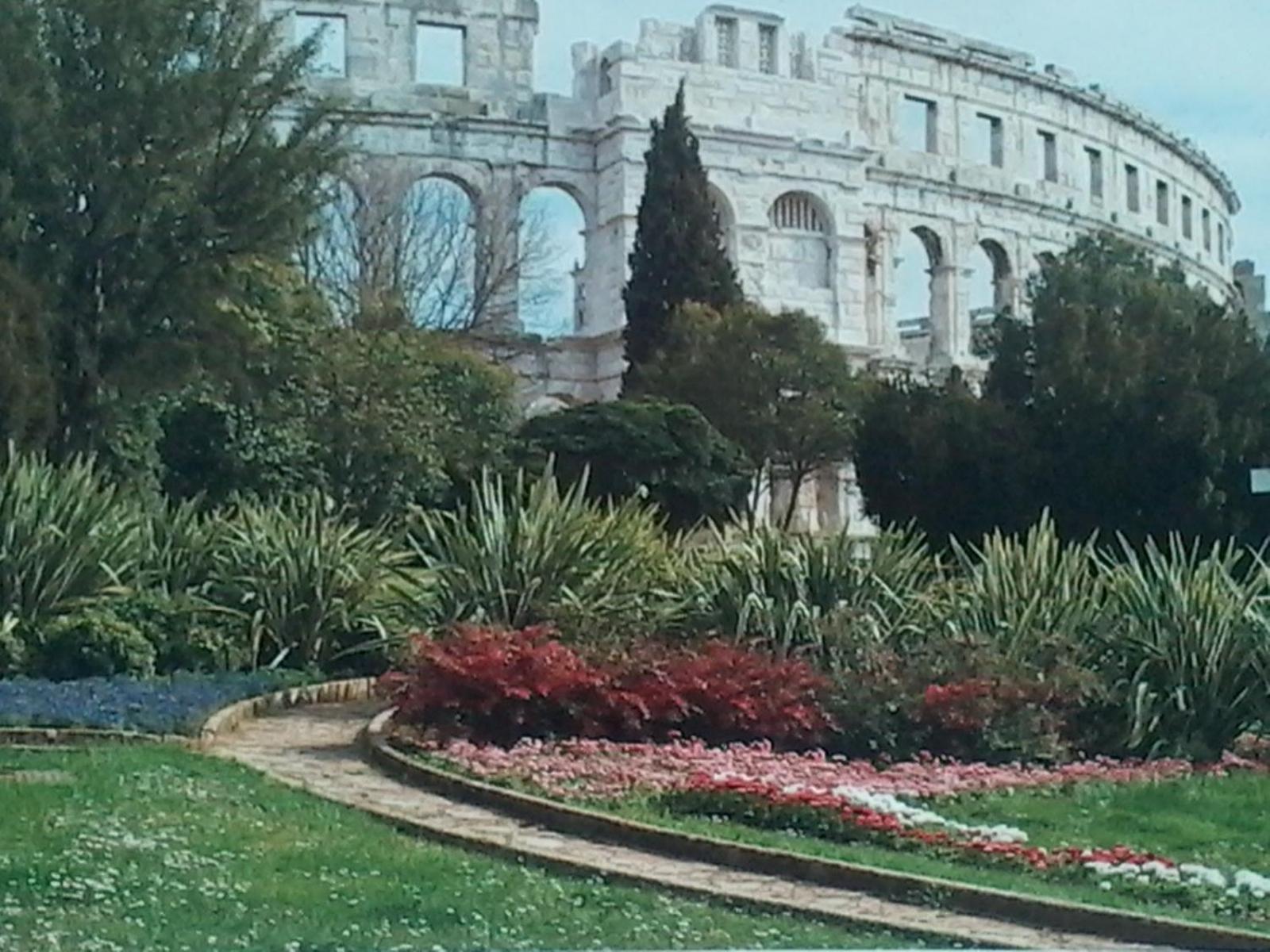 Photo 28