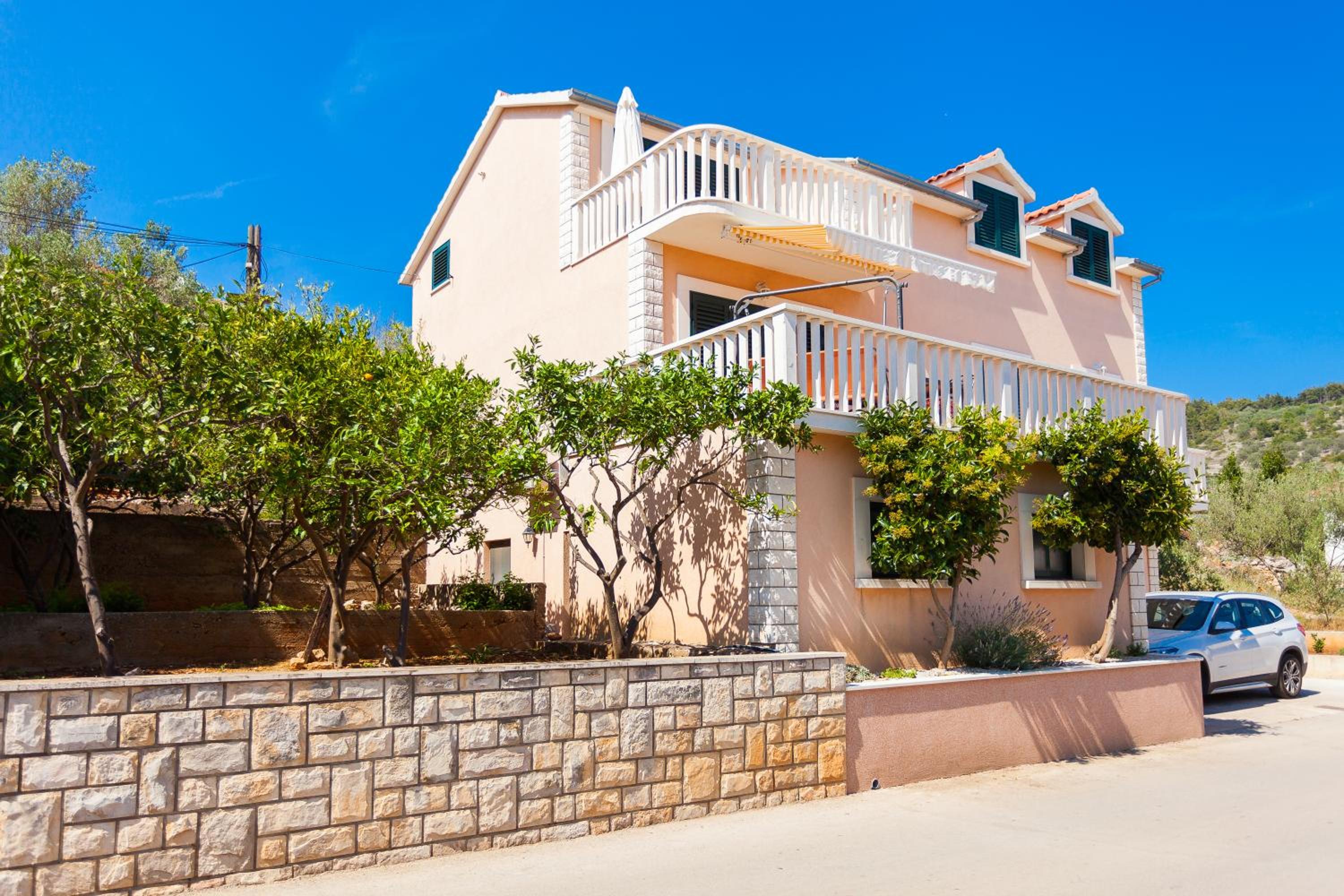 Hotel Apartments Marija - Image 1