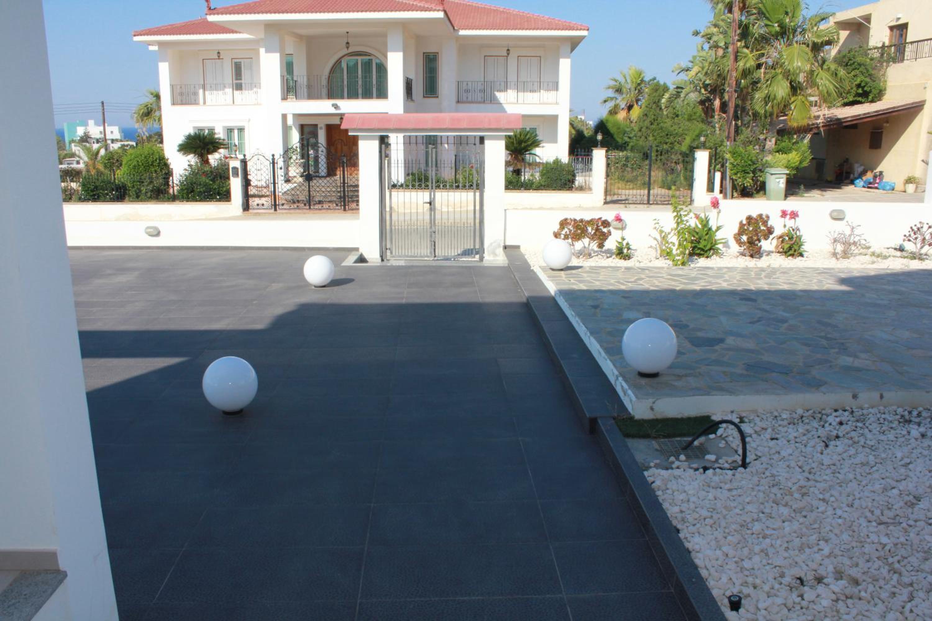 Marymina Villa