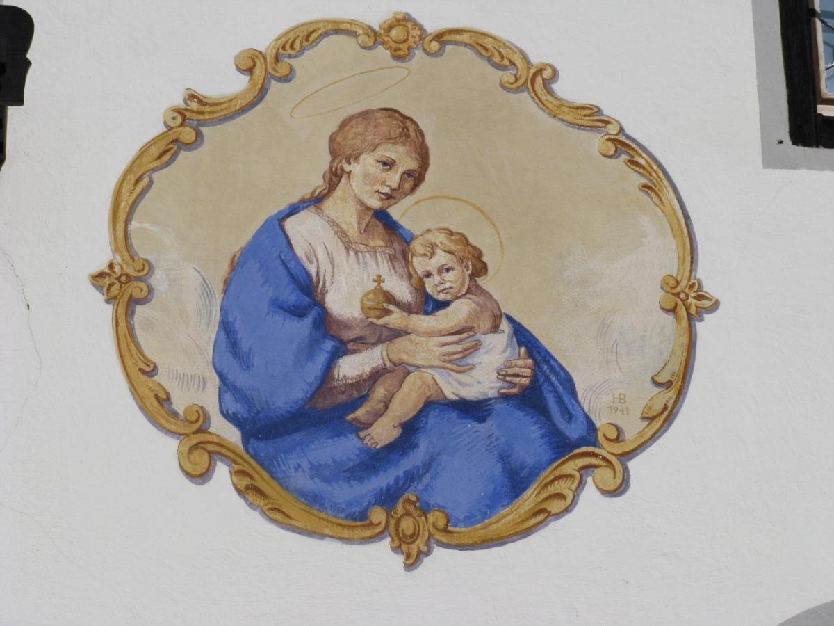 Photo 48