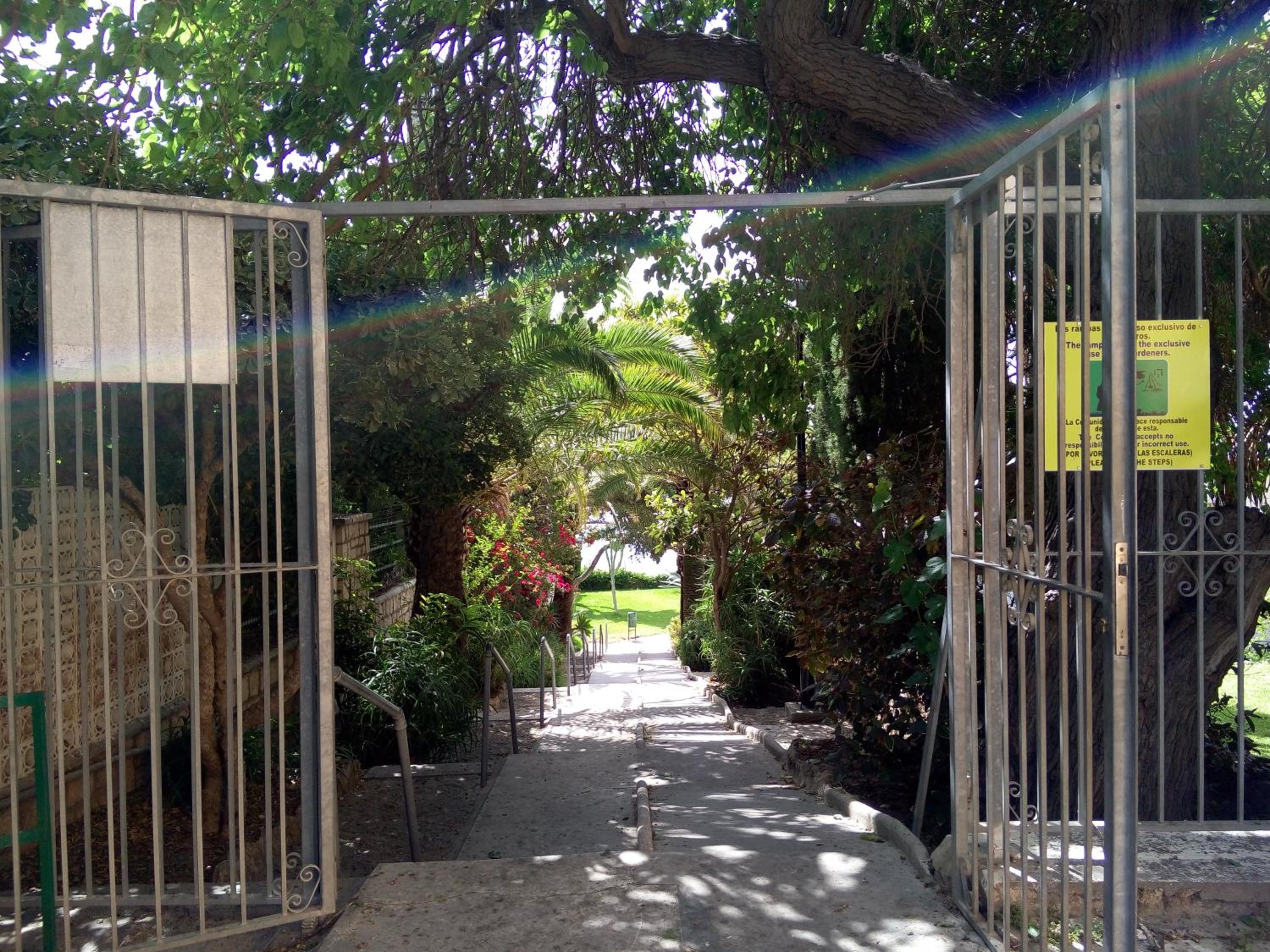 Apartamentos La Roca Rentals