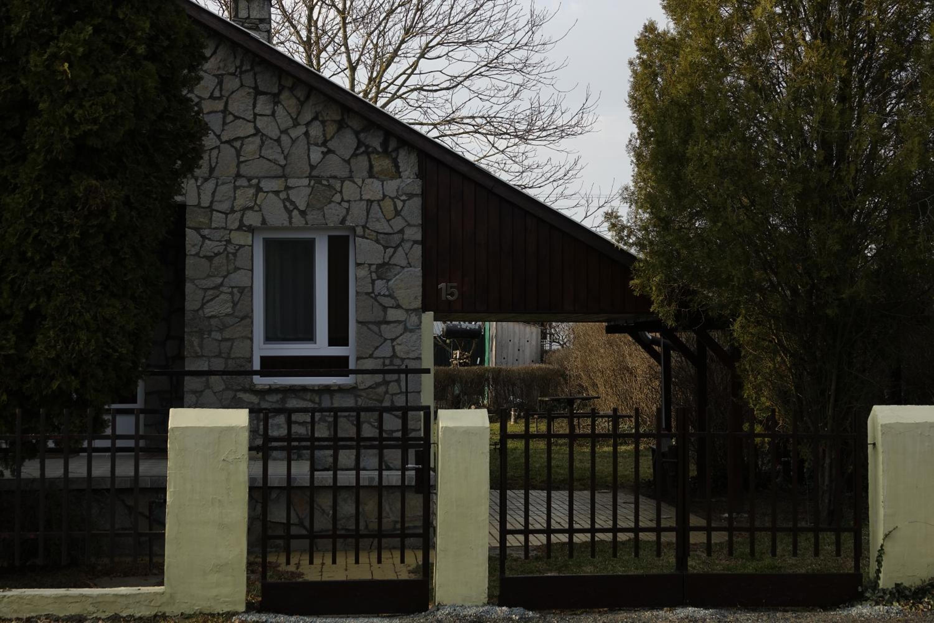 Photo 6