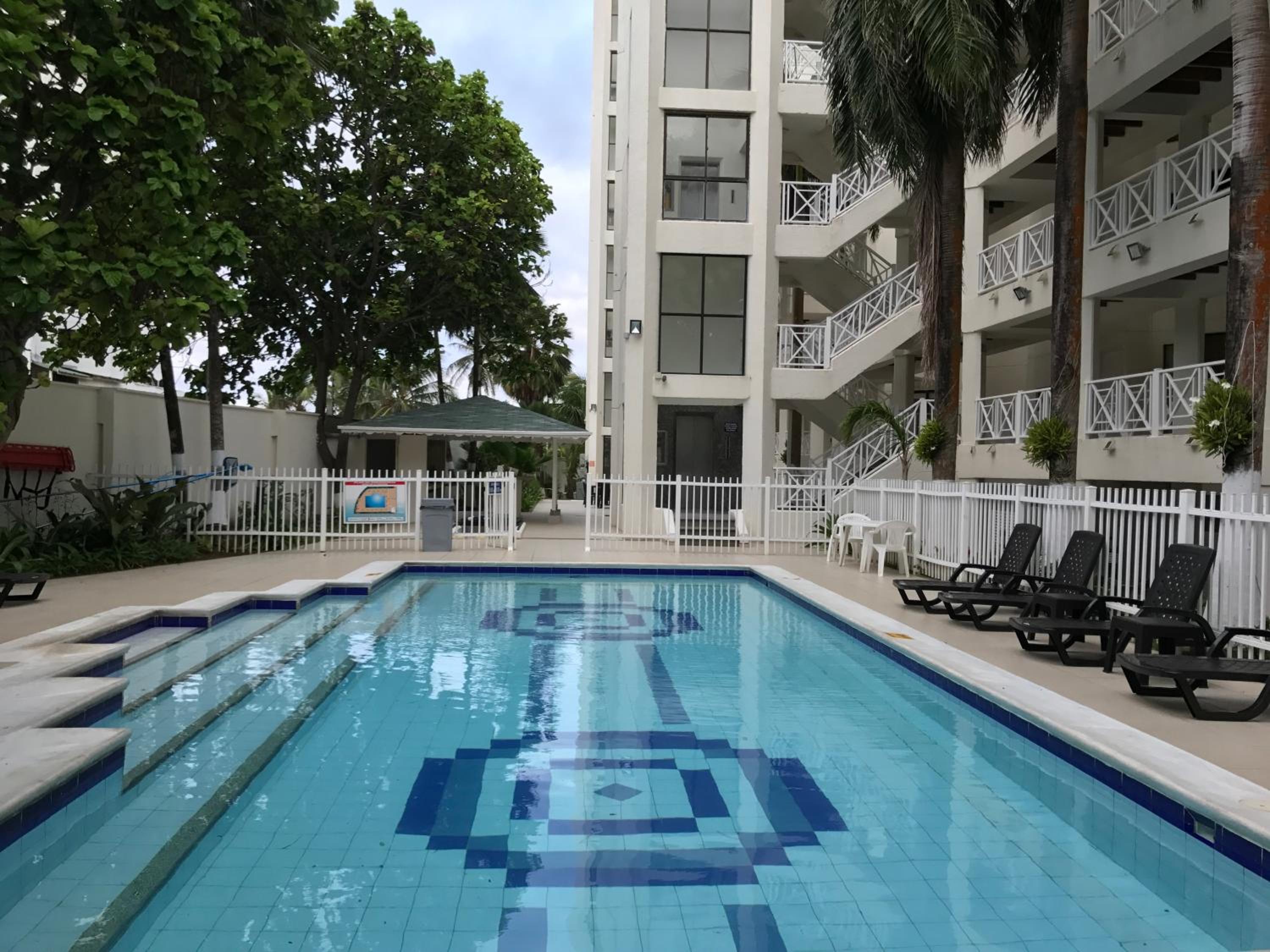 Apartamento en el Centro de San Andrés Islas con vista al mar- Edificio Bay Point 703