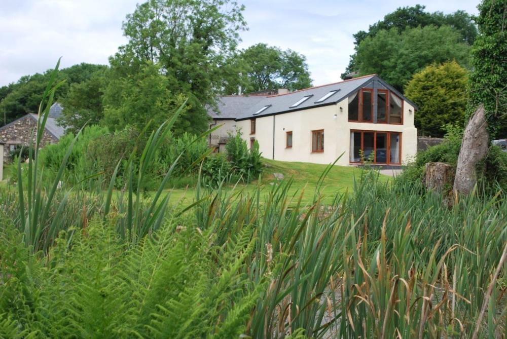 Lakeview Cottage