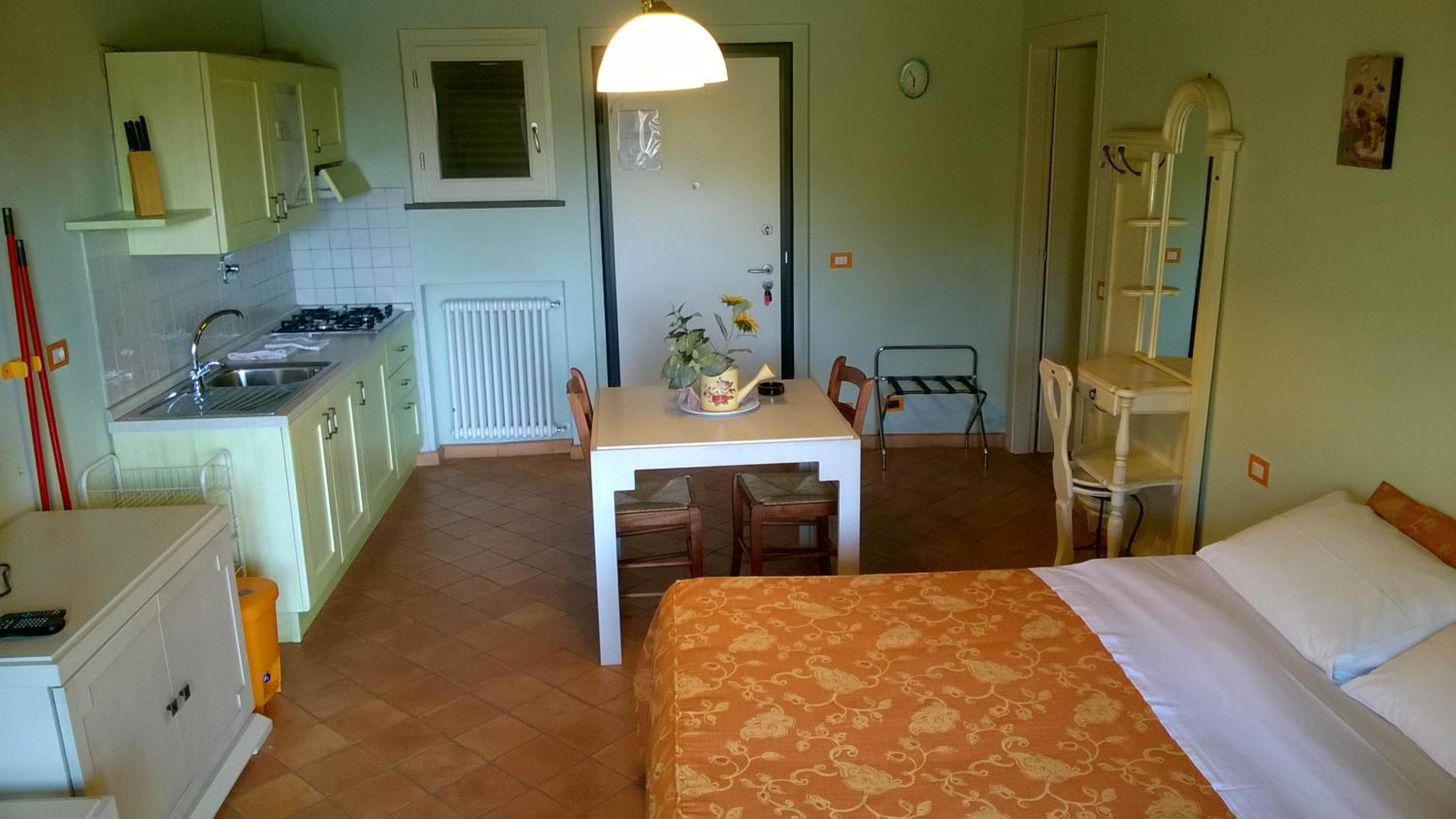 Photo 21