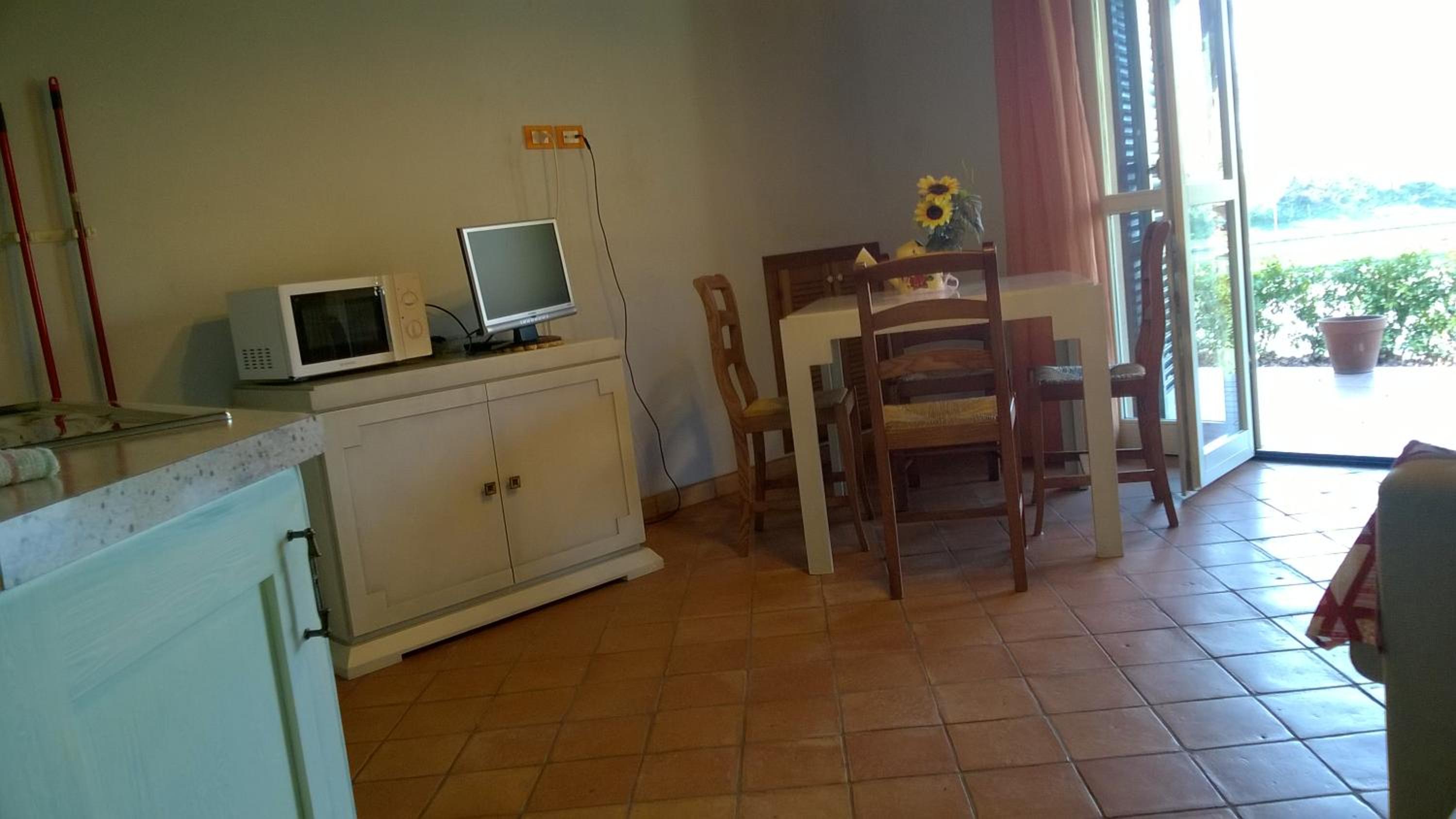 Photo 48