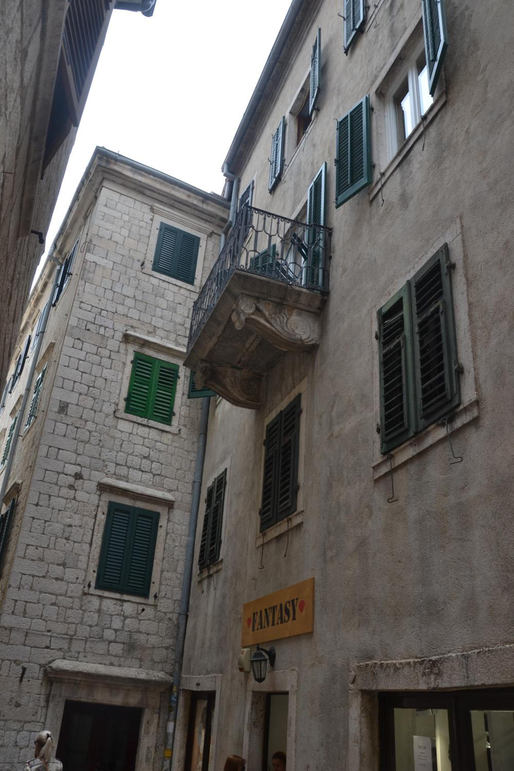 Photo 47