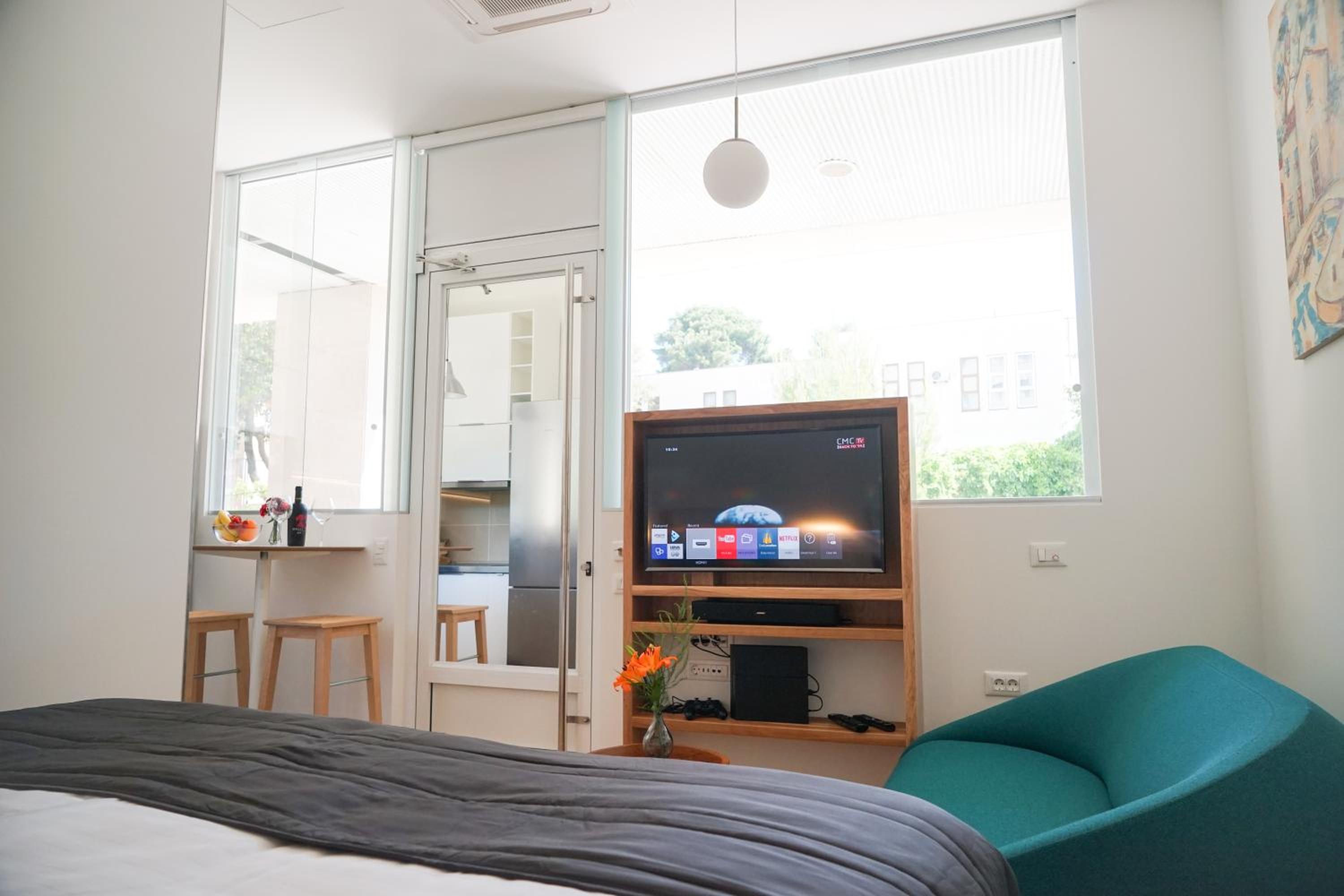 Destino City Apartments by Belmont Realty