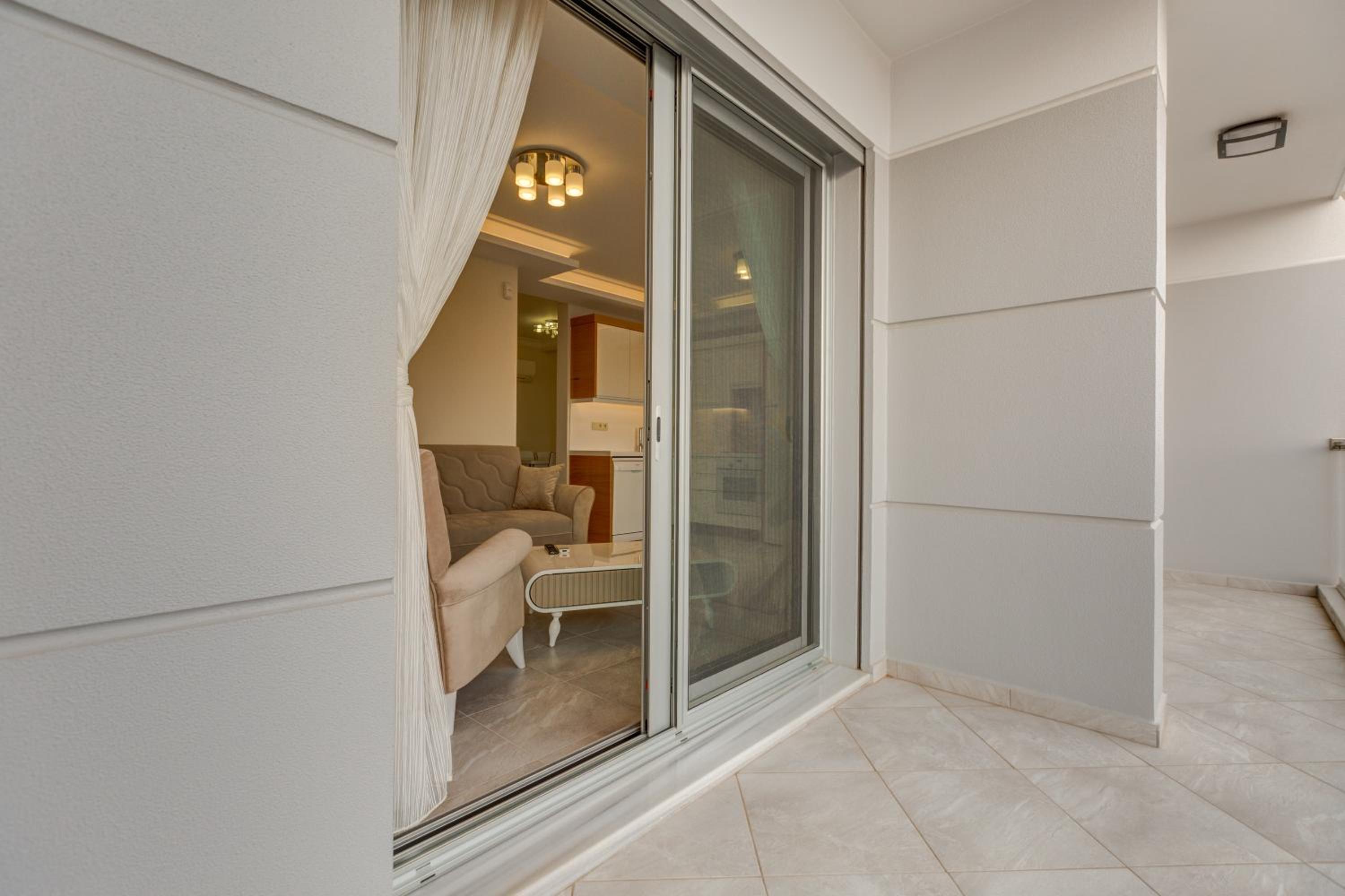 Paris Residence Cesme view 5