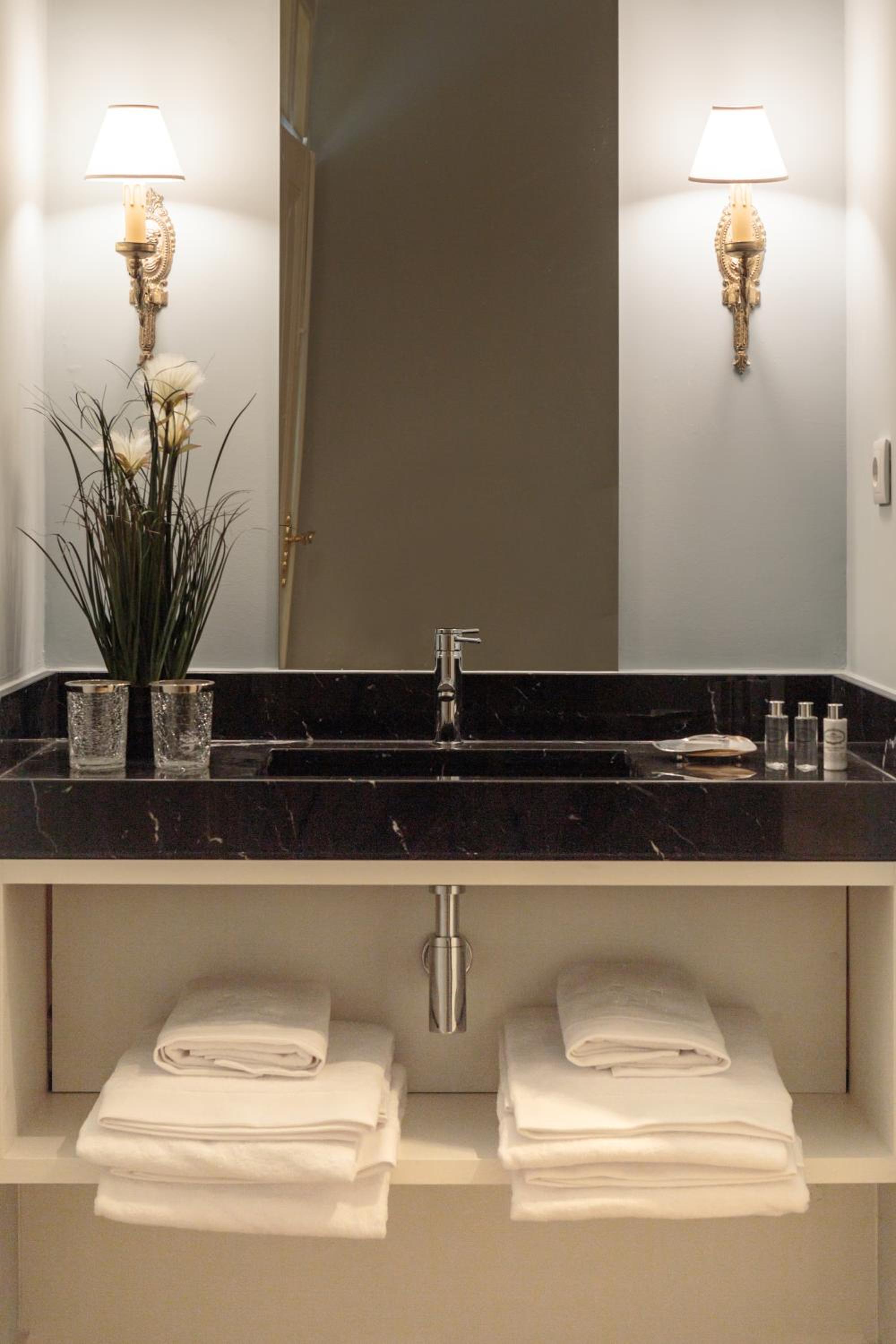 Dear Lisbon - Palace Chiado Suites