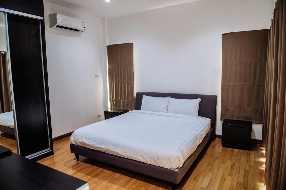 The Legacy Huahin Pool Villa