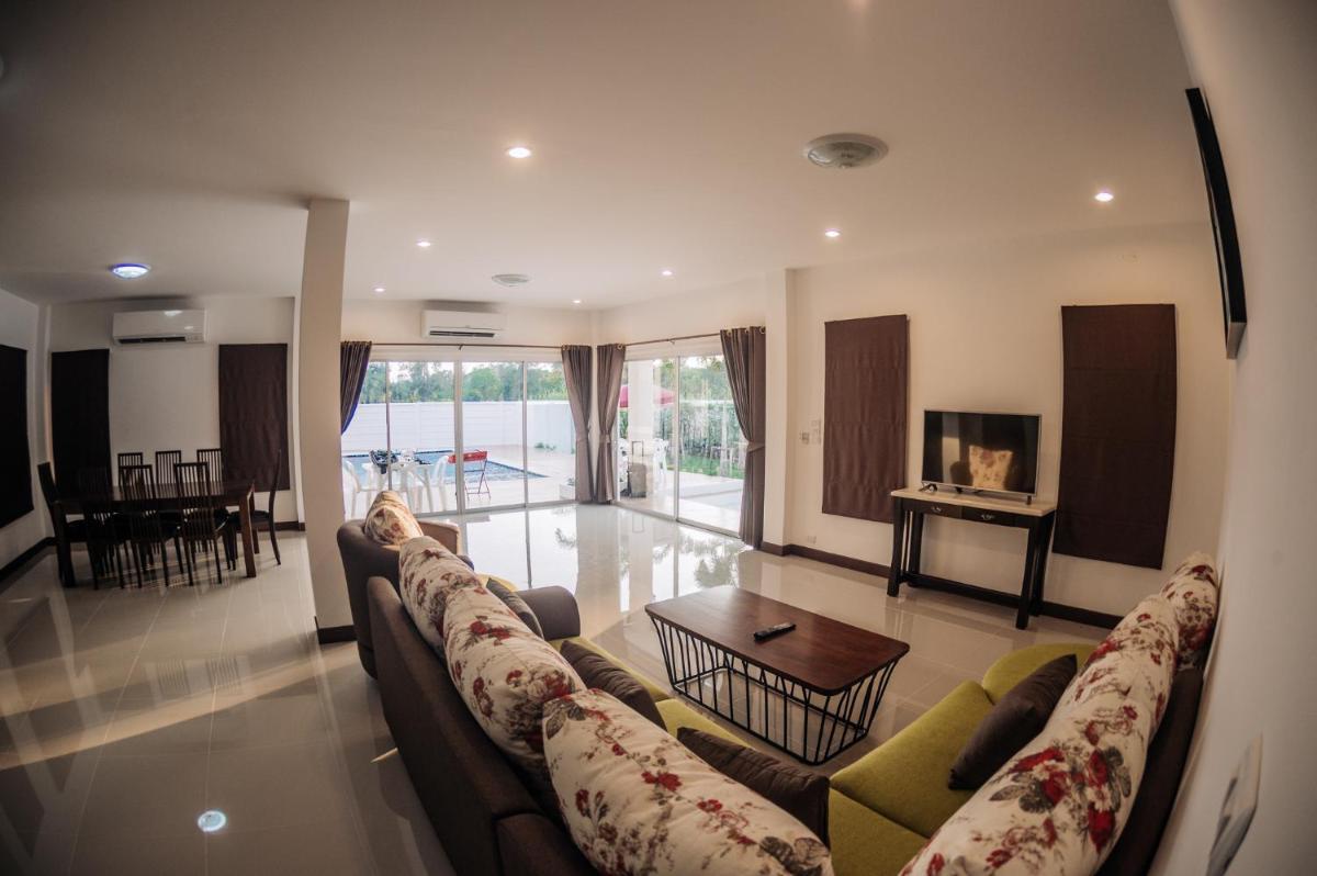 The Legacy Huahin Pool Villa