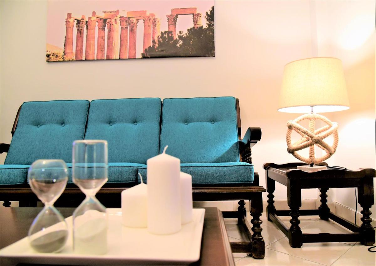 Daphne's Apartment