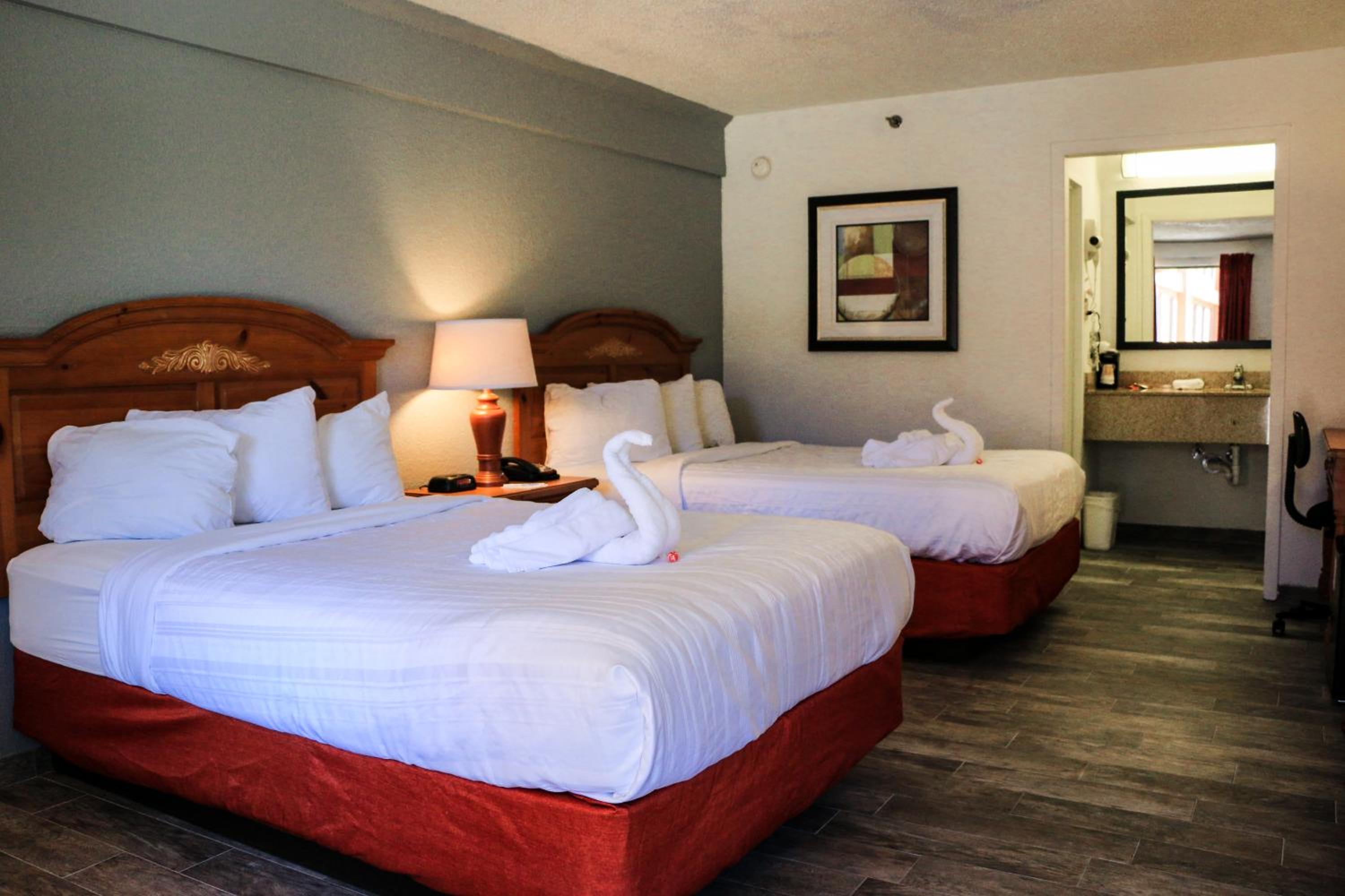Mattoon Vacations - Suite Dreams Hotel - Property Image 2