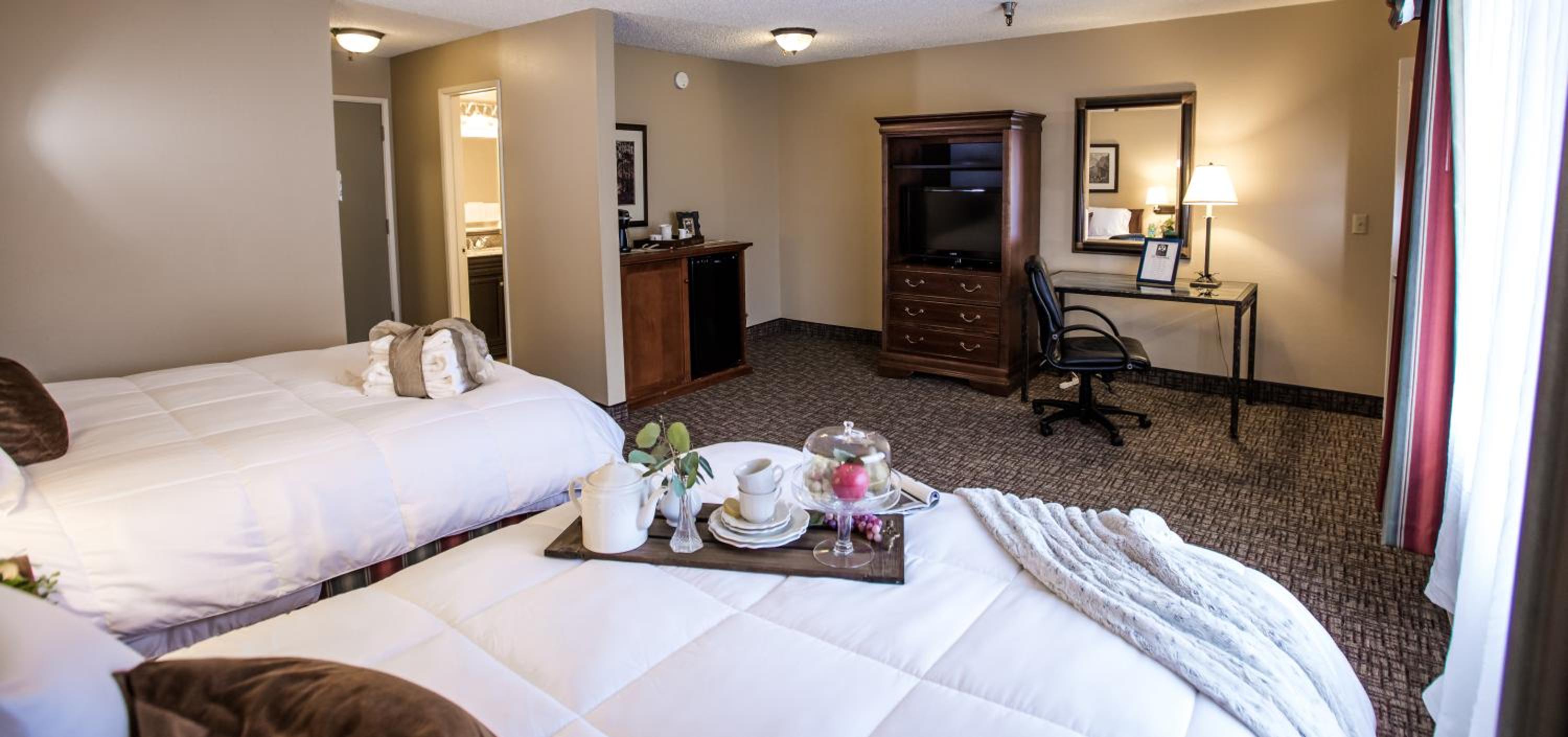 Juneau Vacations - Ramada by Wyndham Juneau - Property Image 3