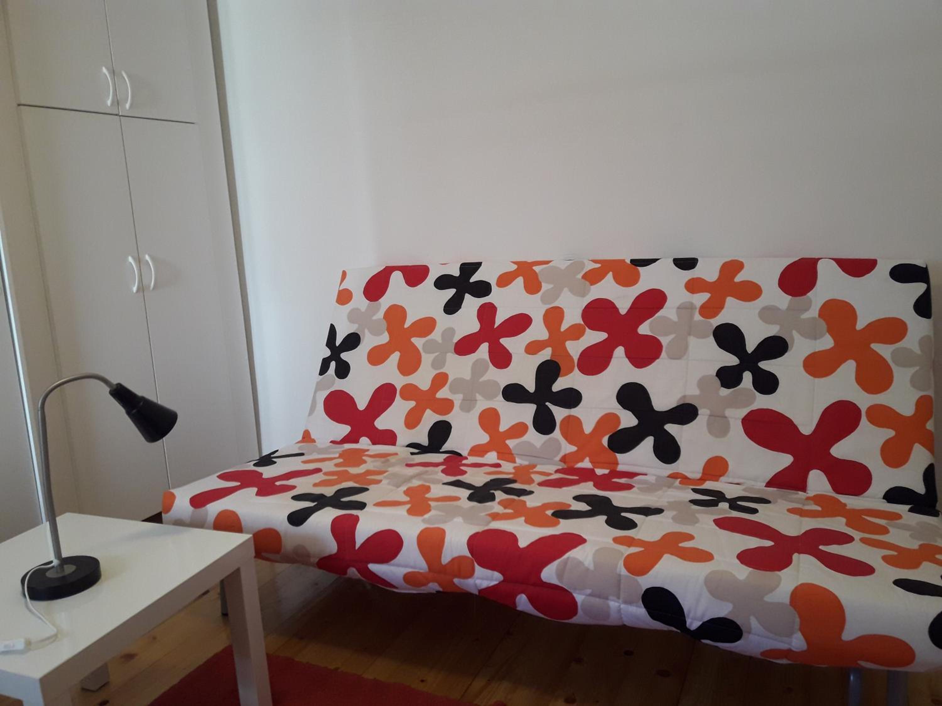 Photo 9