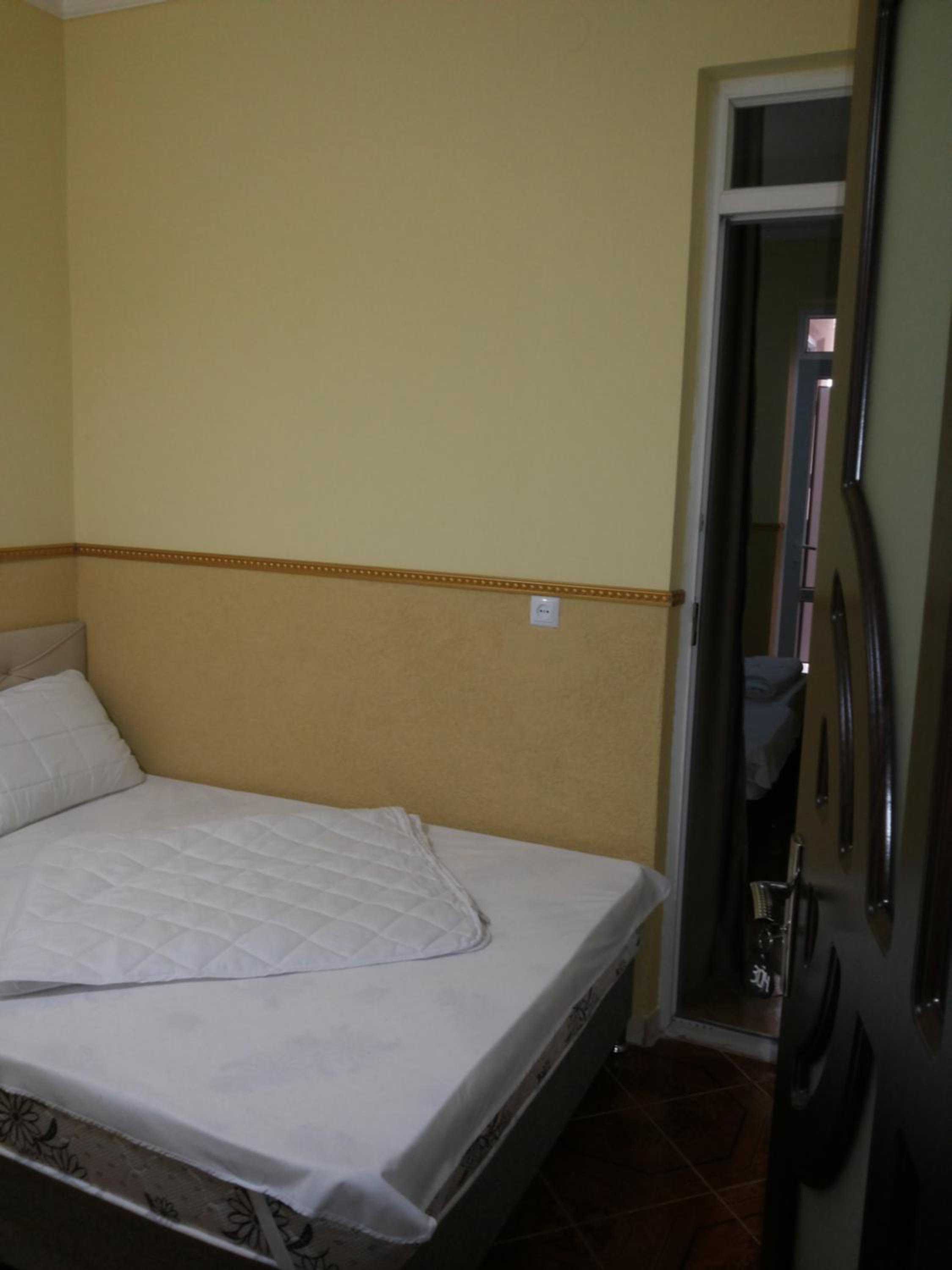 Kvariati Grand Guest House view 4