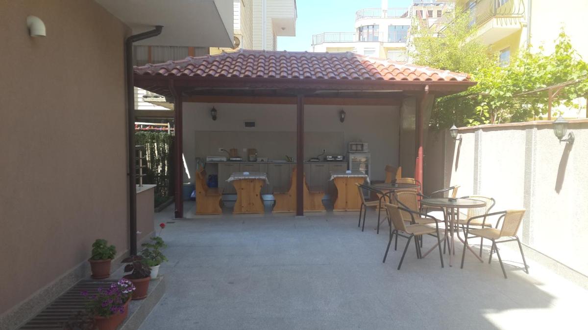 Hotel Guest House Donchevi - Image 1