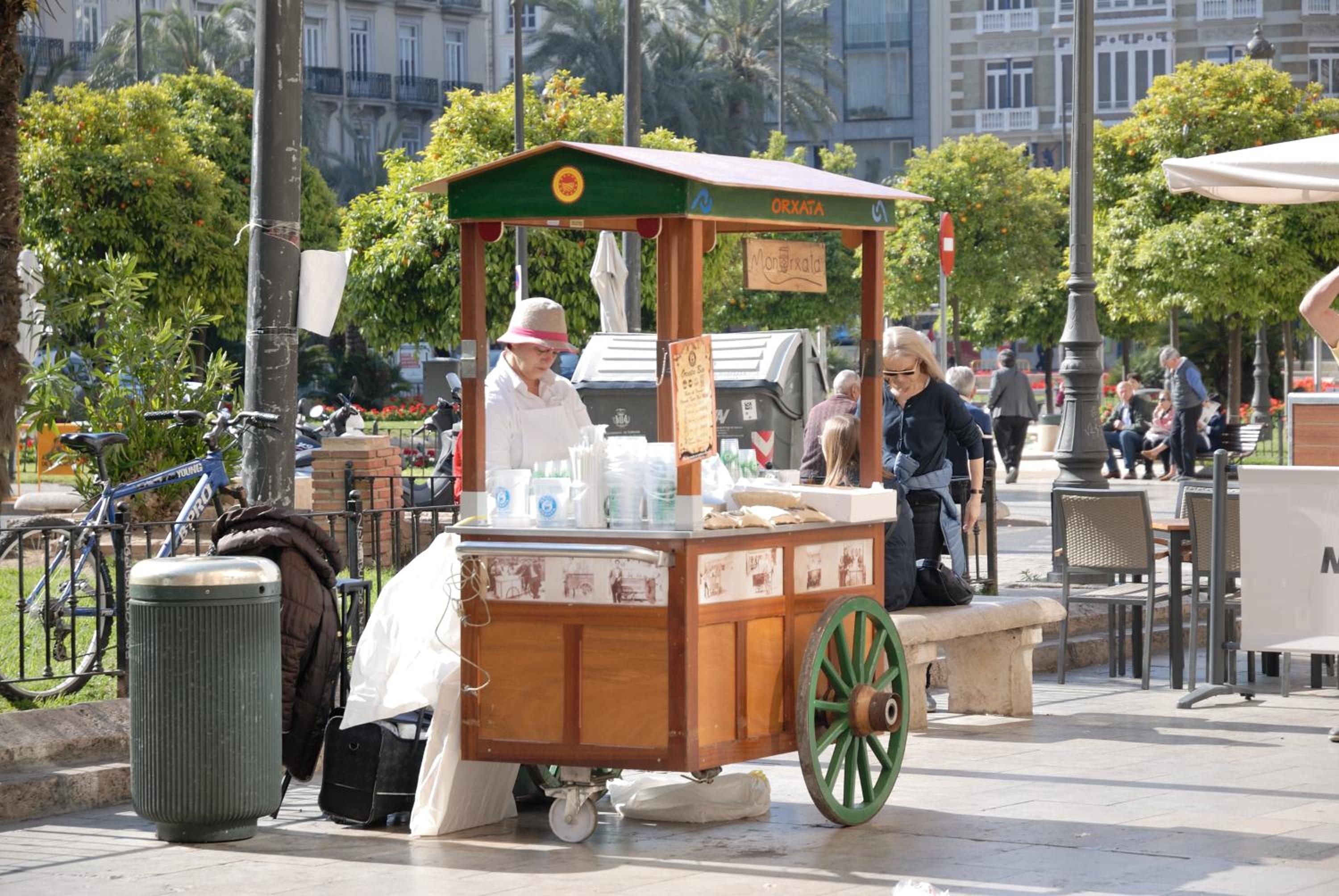 Travel Habitat Jardines Rio Turia.
