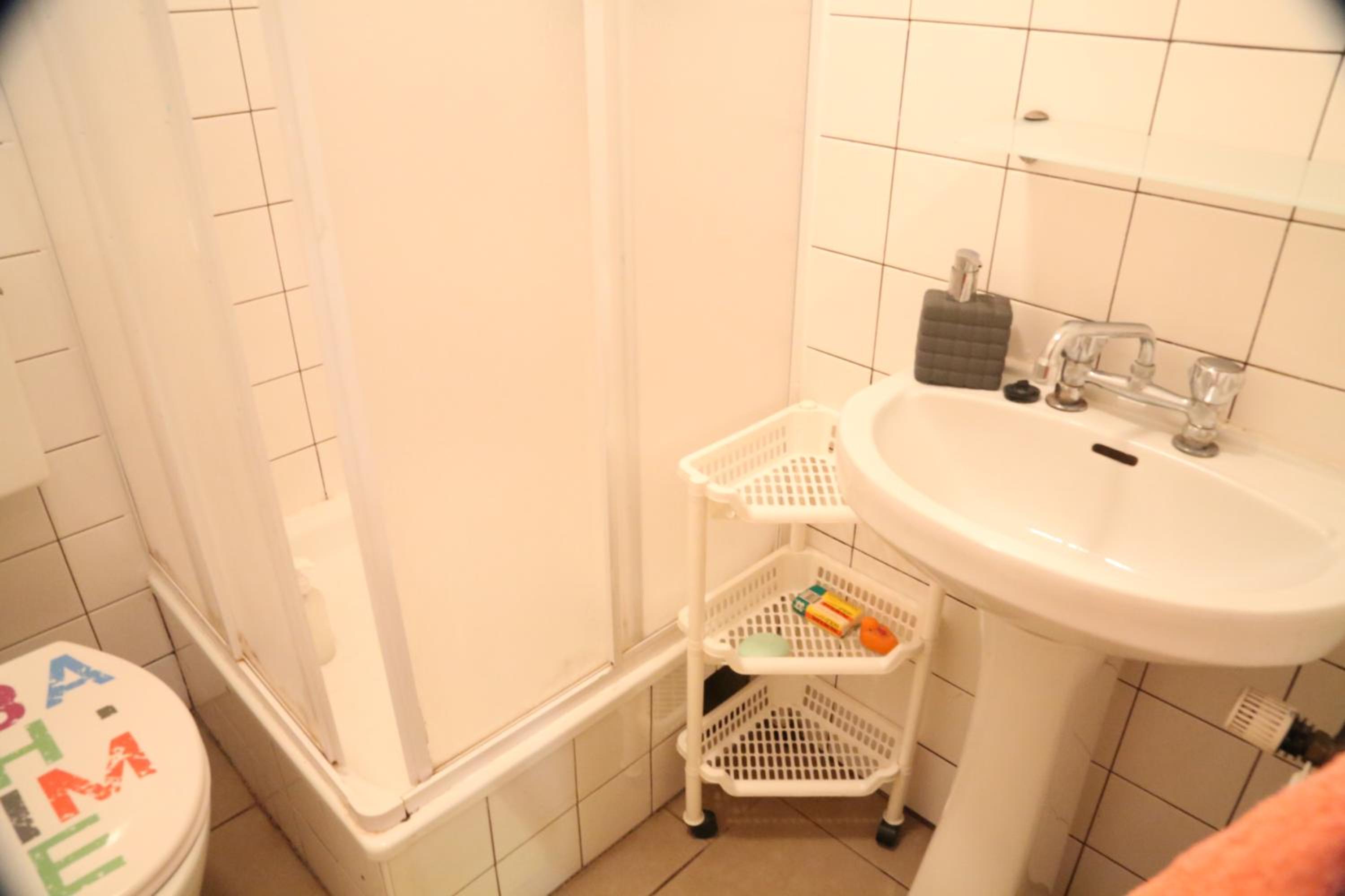 Photo 42