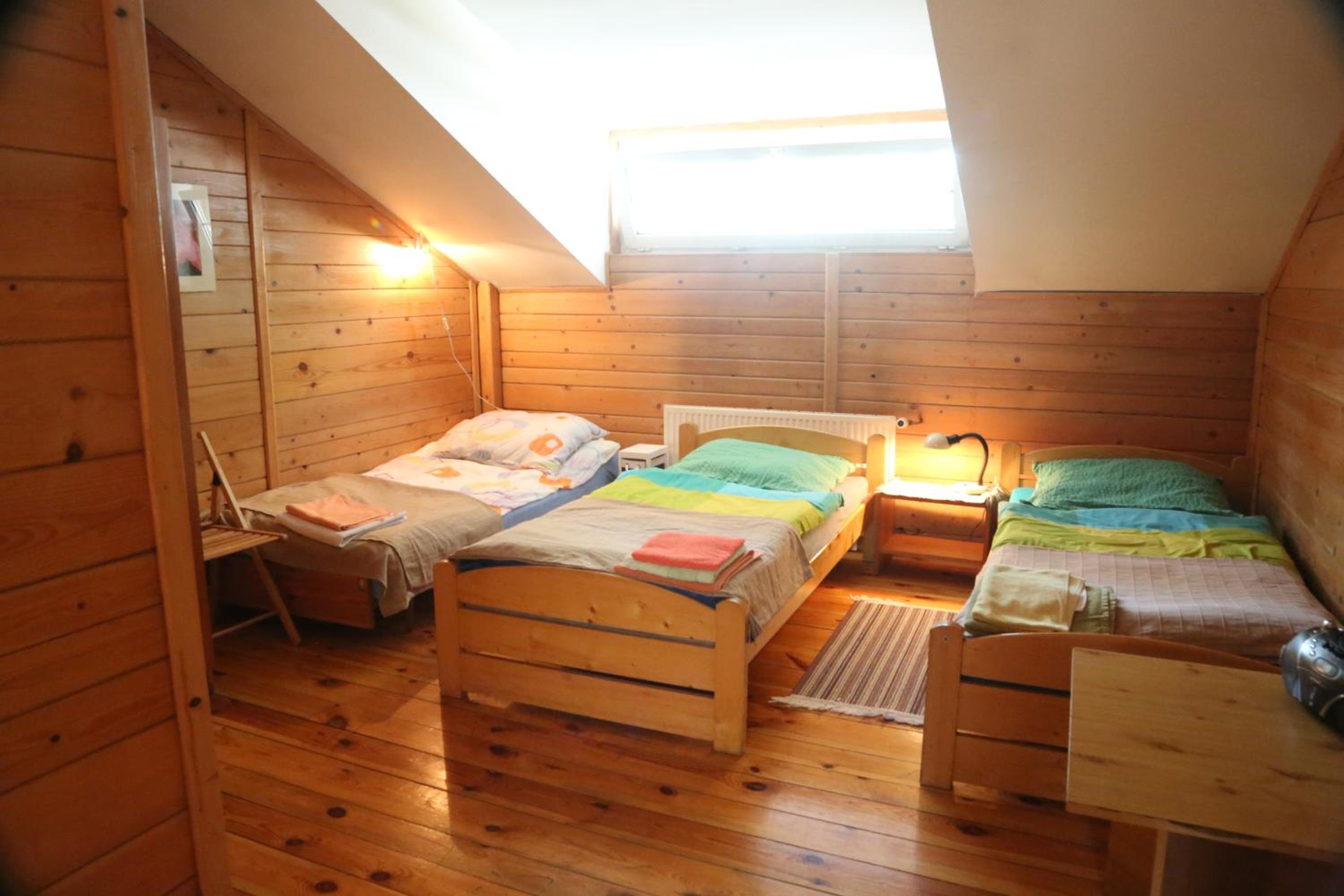 Photo 44