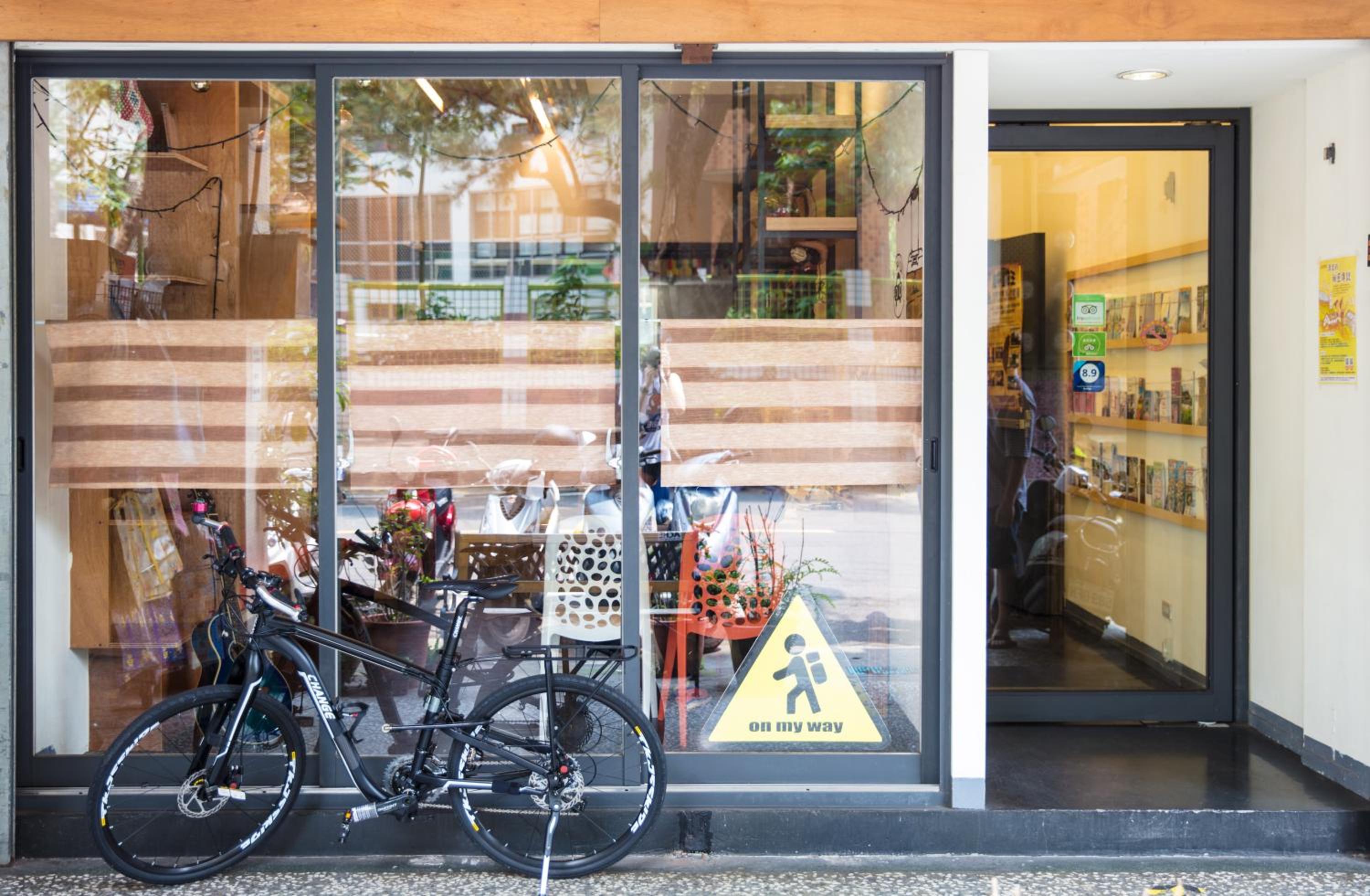 On My Way - Taipei Hostel - Image 4