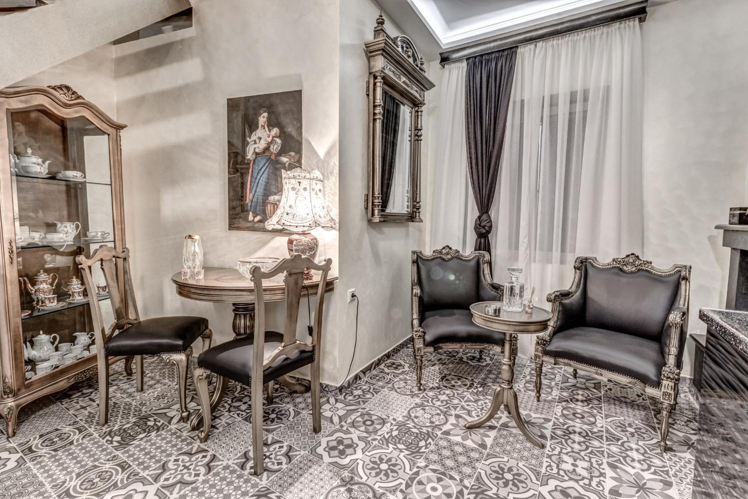 Anama Suite view 5