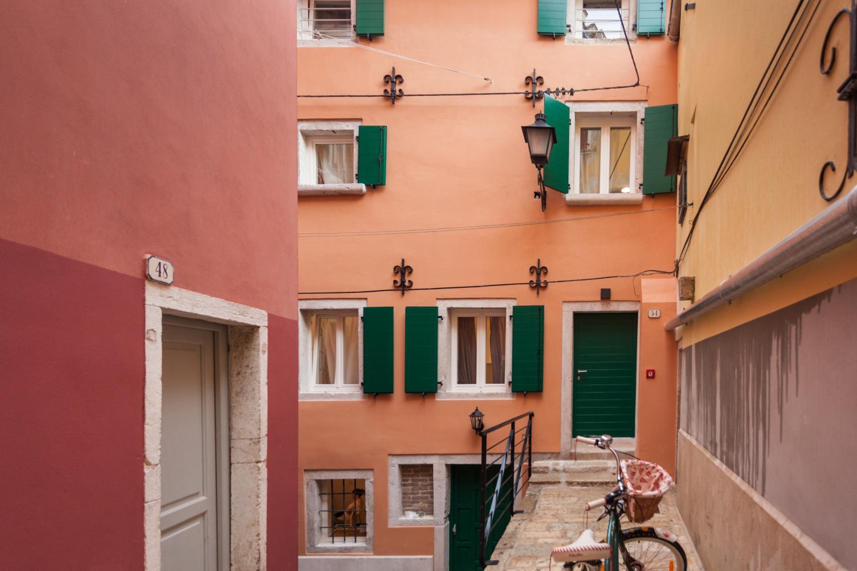 Hotel Apartments and Rooms Hey Rovinj - Image 1