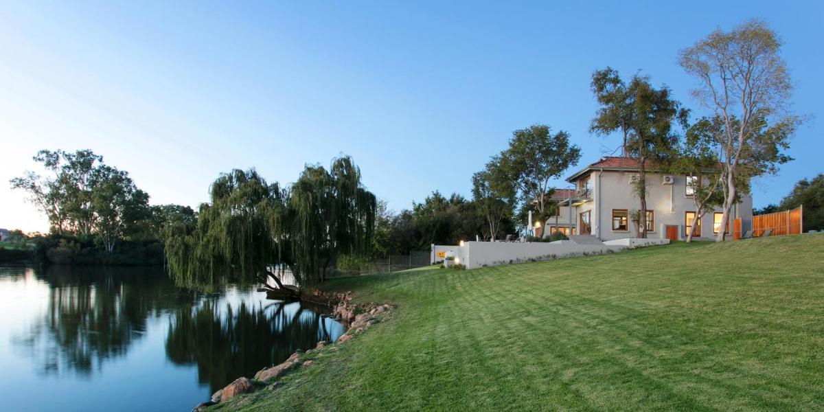 Rus & Vrede on Vaal view 2