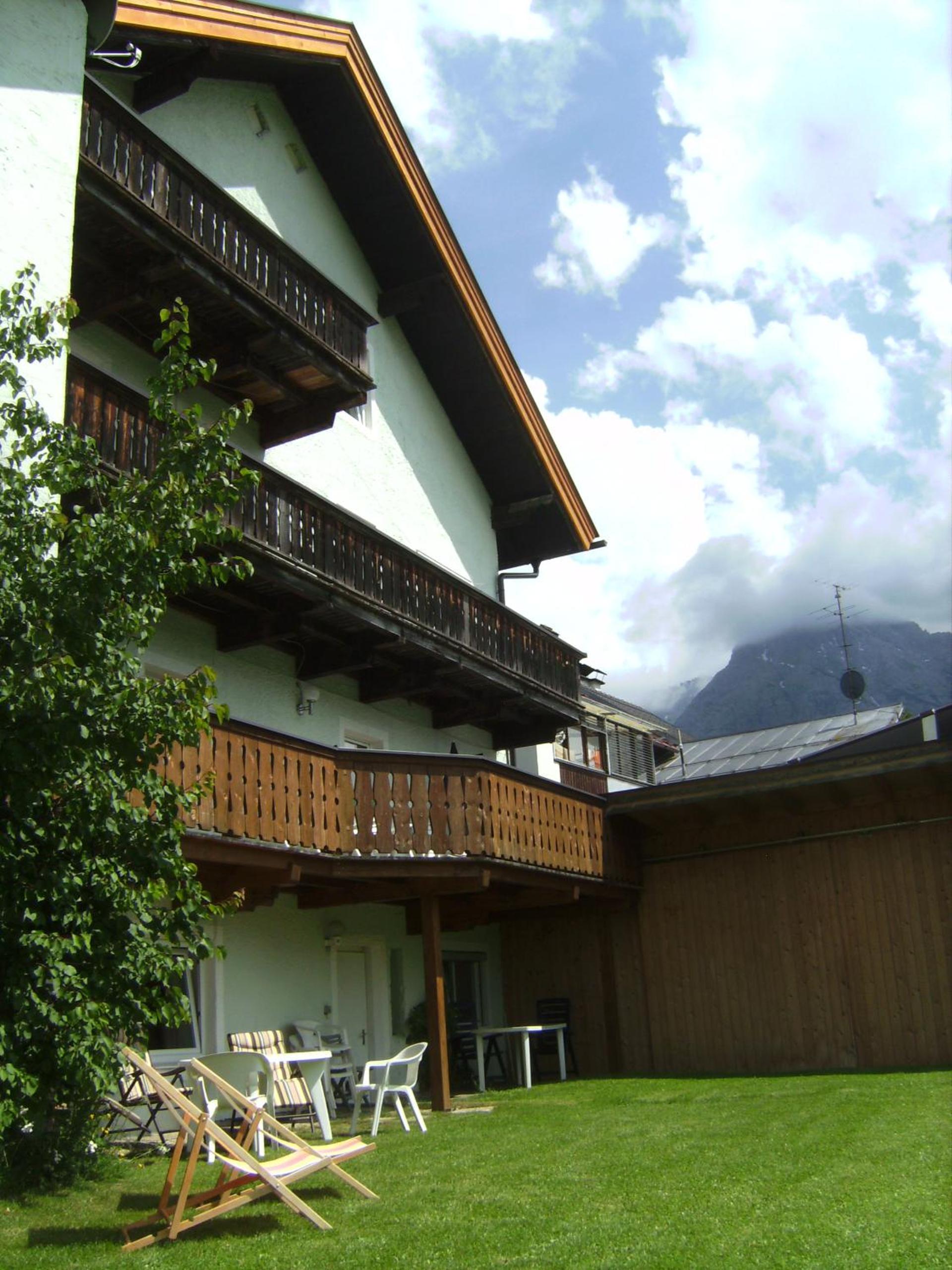 Photo 43