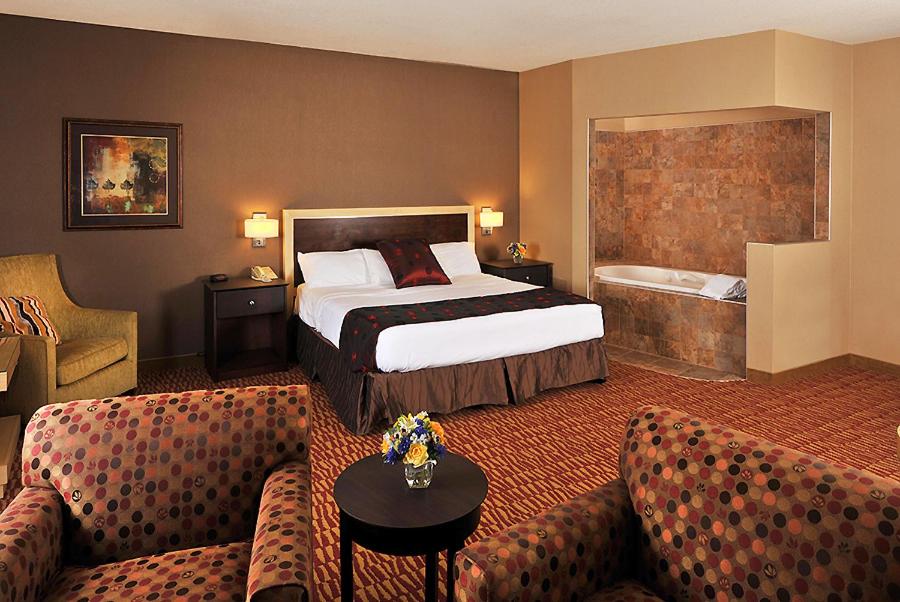Lakeside Hotel Casino, a Travelodge by Wyndham