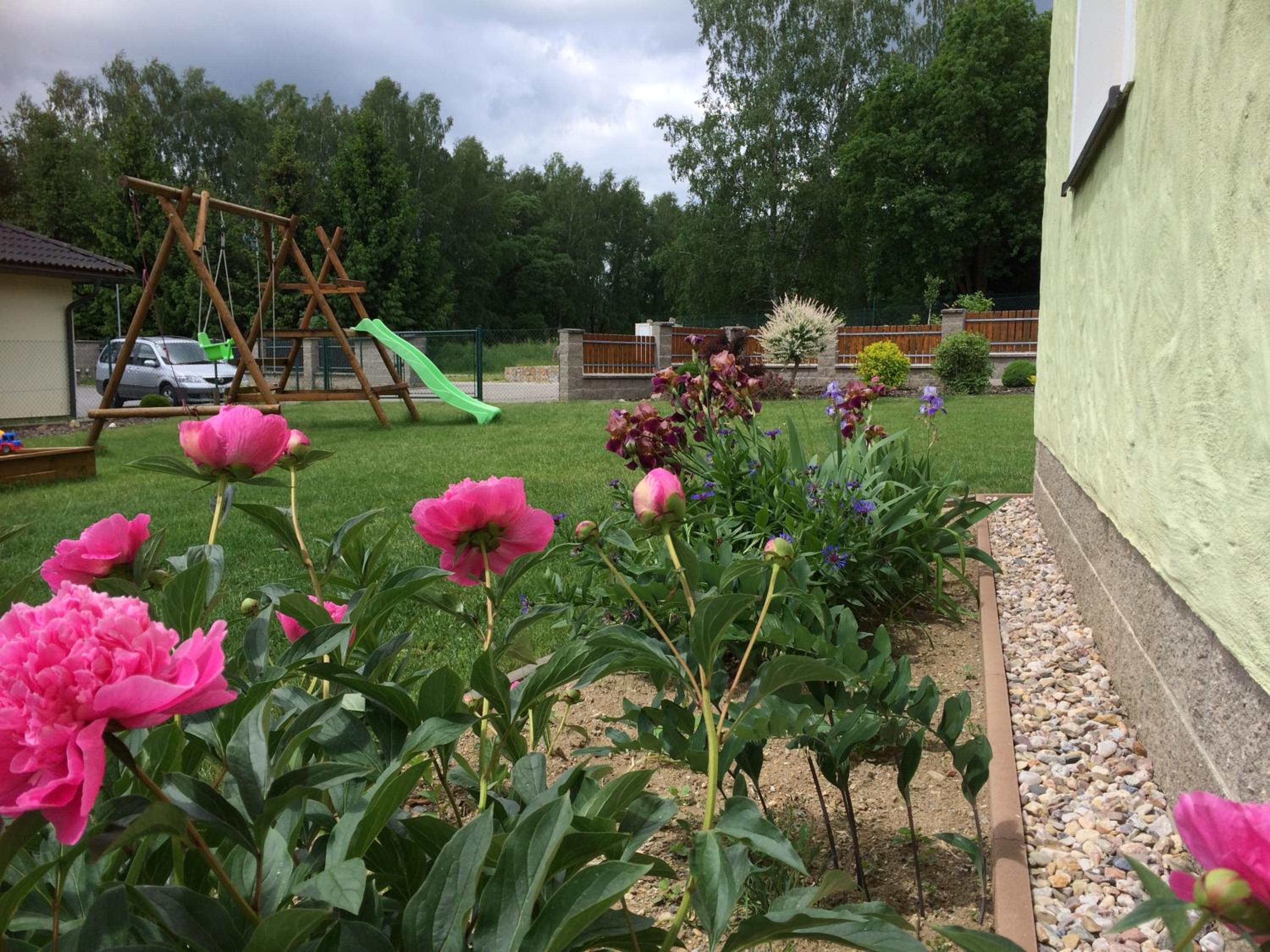 Photo 33