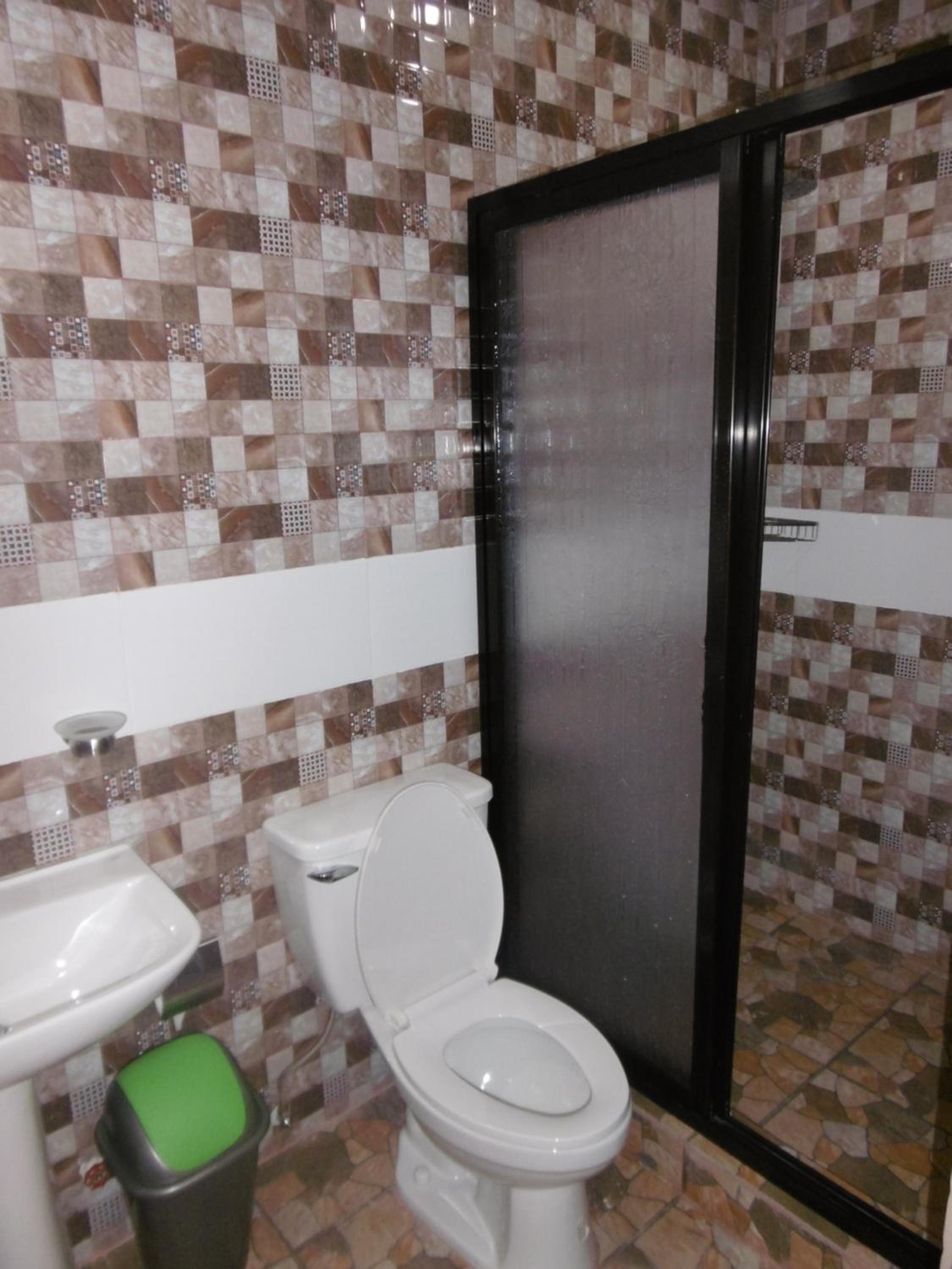 Photo 33