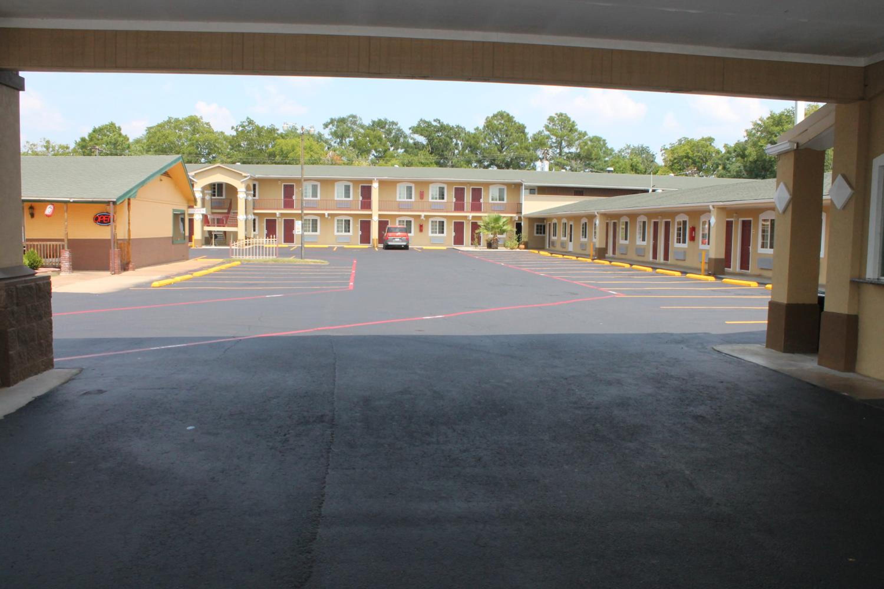 Continental Inn and Suites Nacogdoches TX SFA University Downtown
