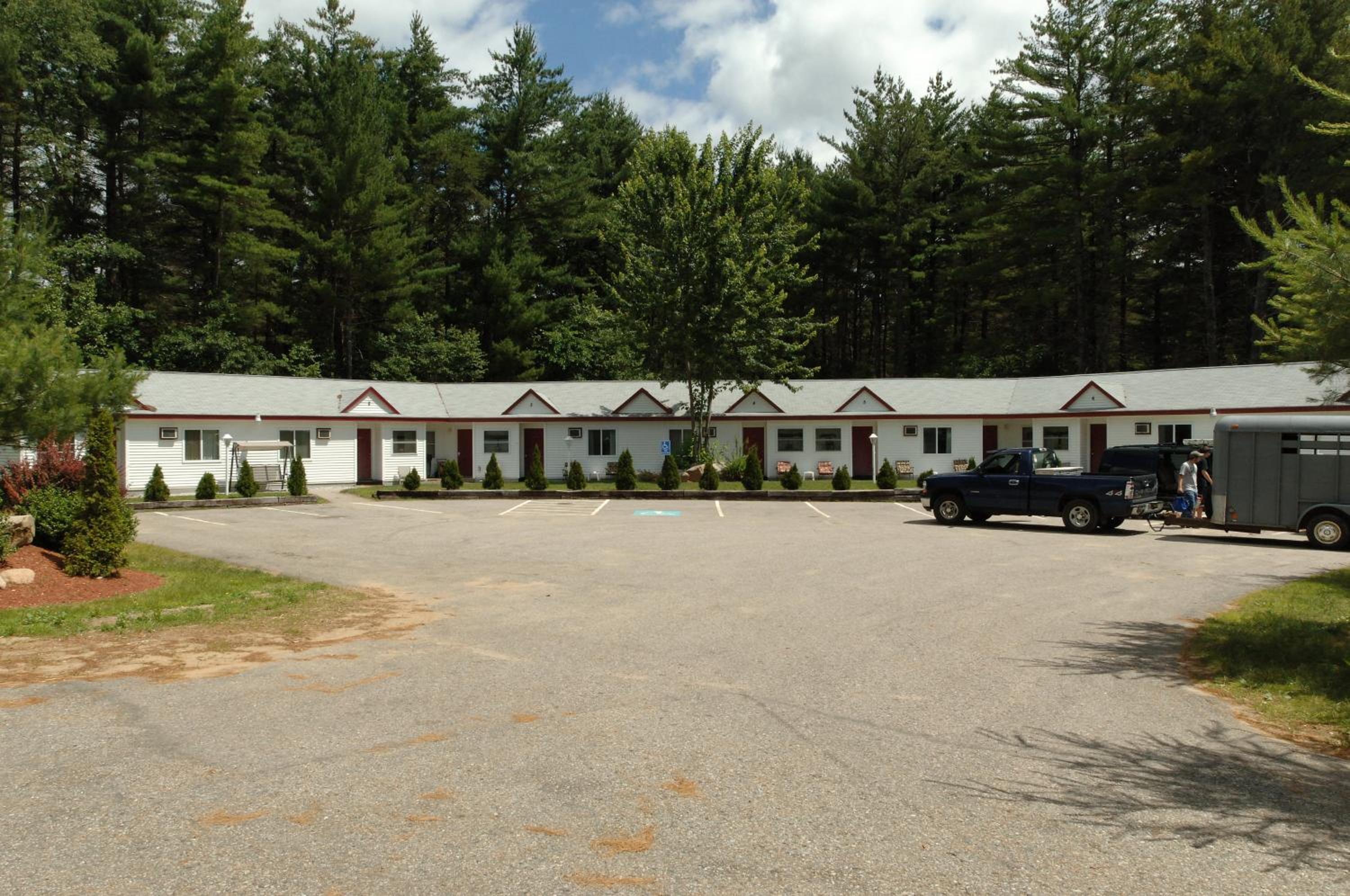 Saco River Motor Lodge & Suites view 4