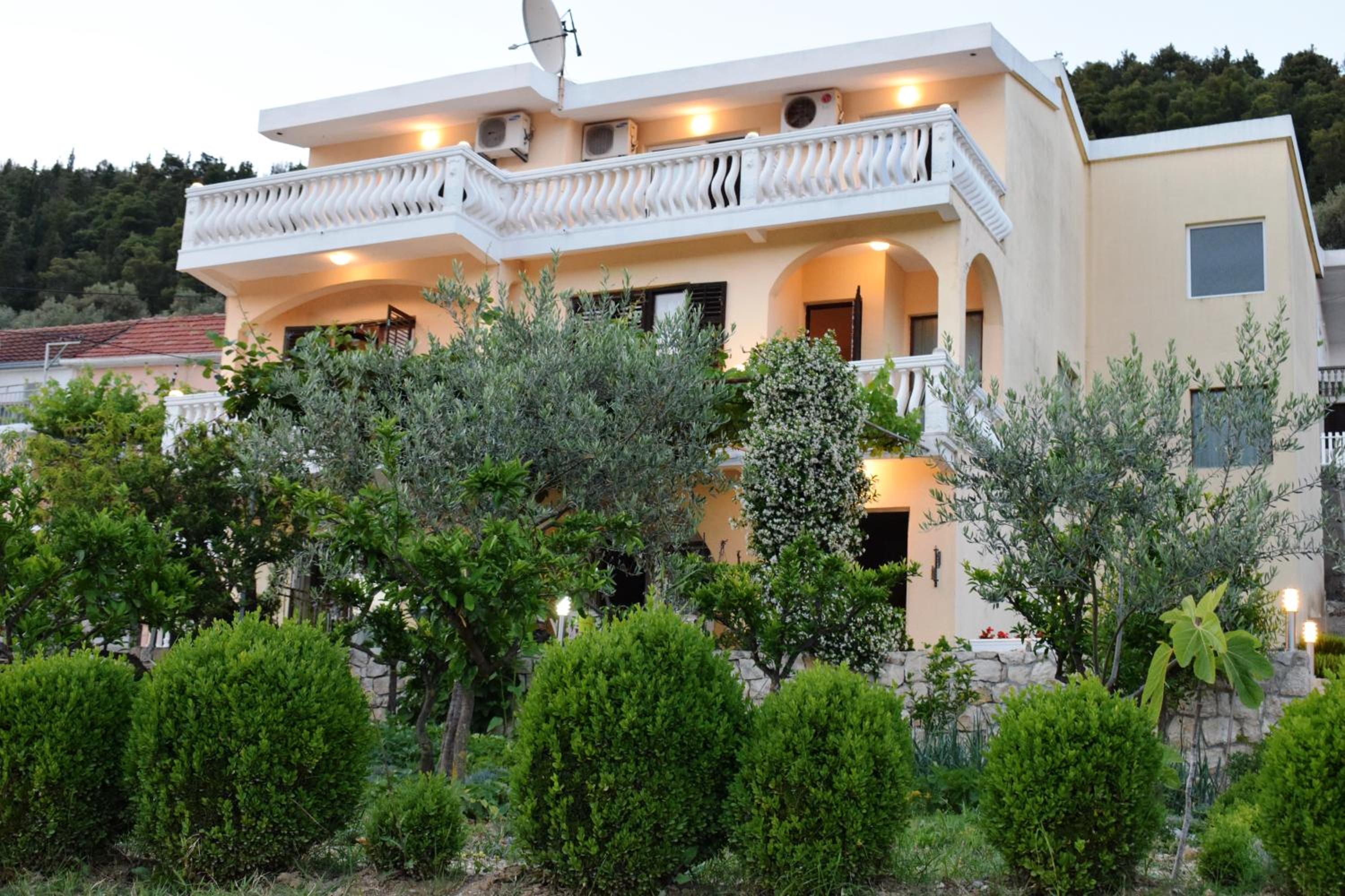 Bisha Apartments