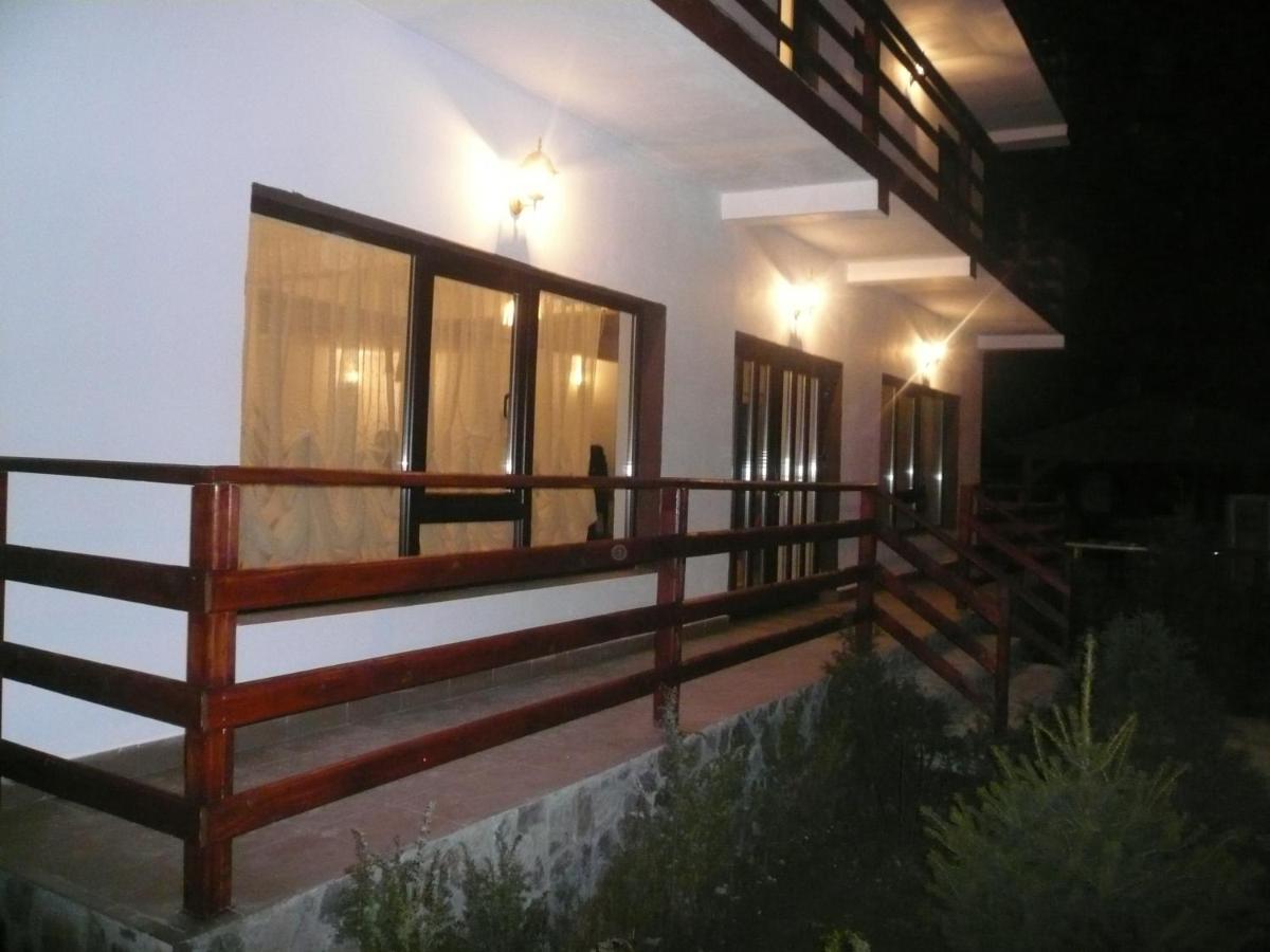 Photo 37