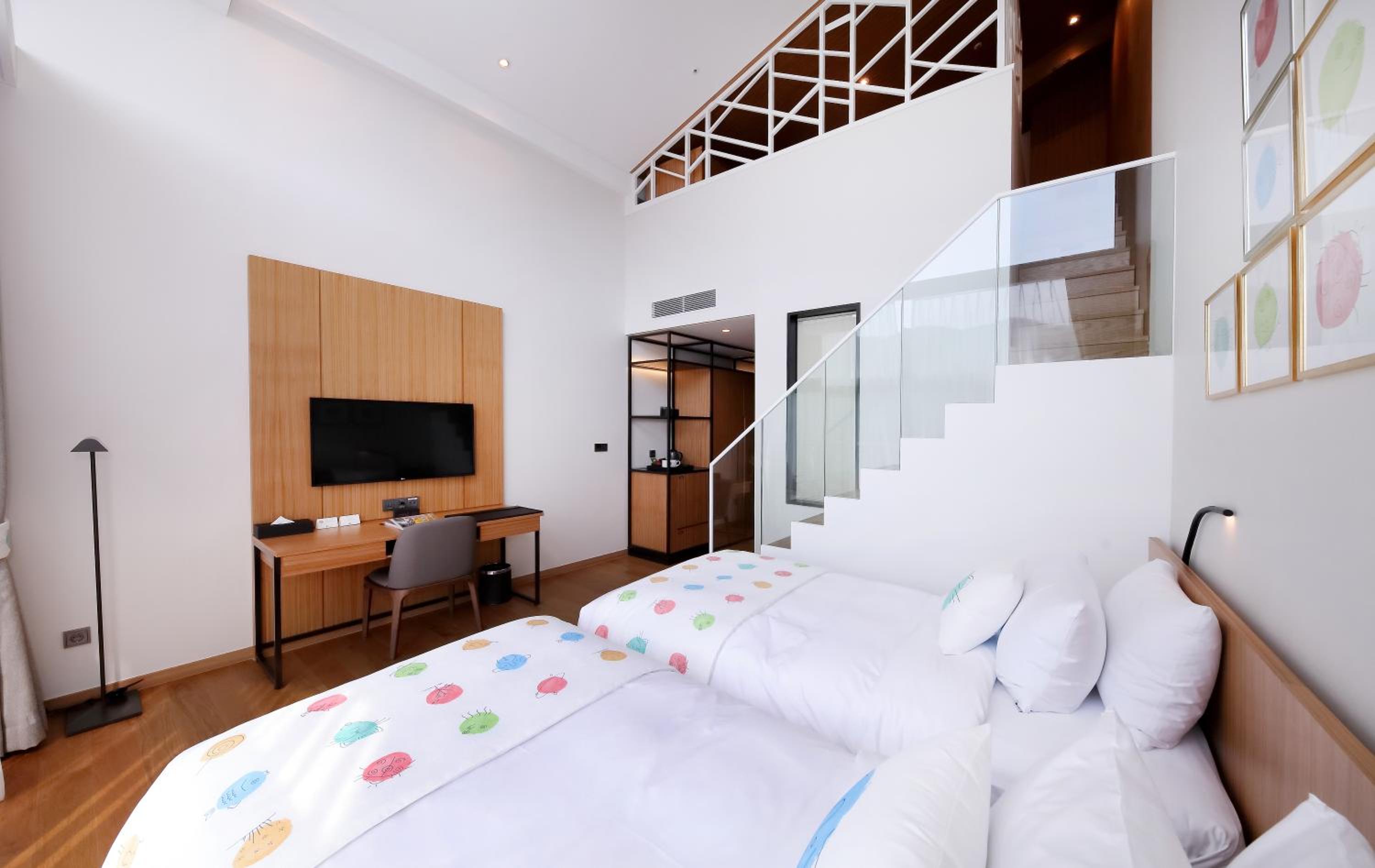 Midas Hotel & Resort