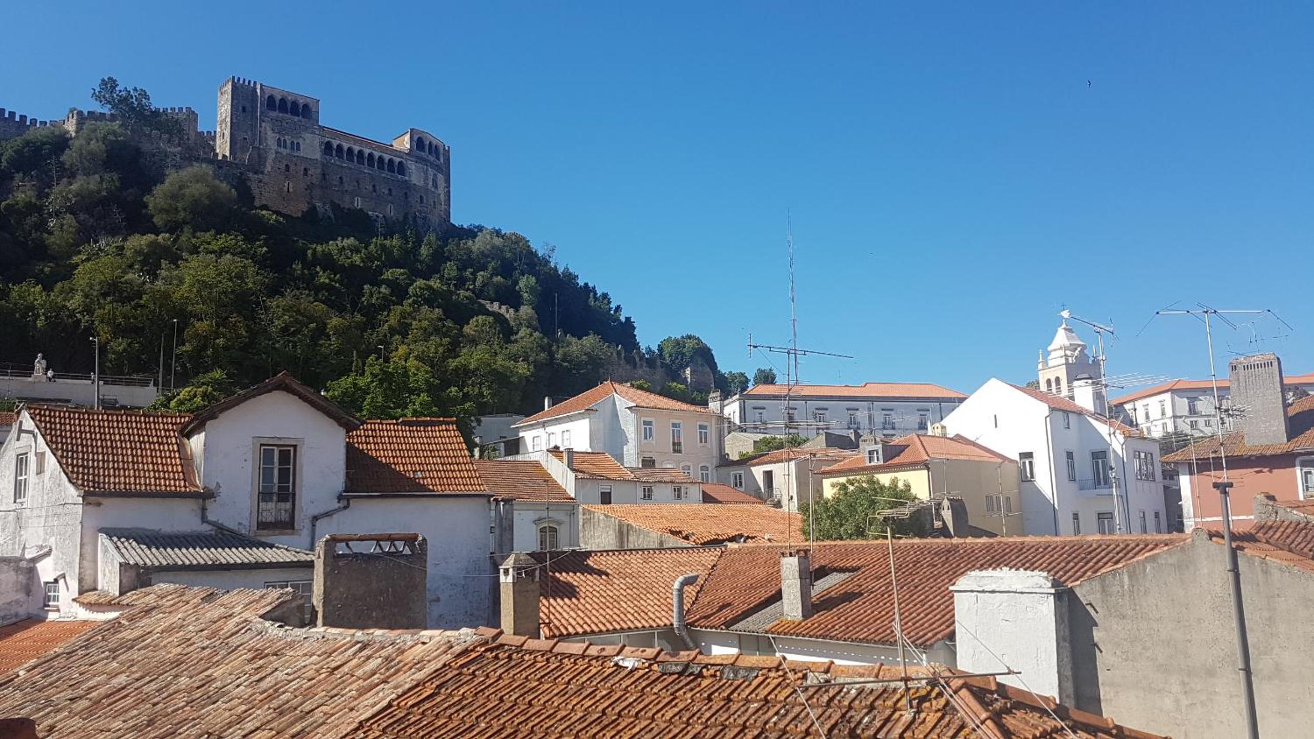 Leiria Fatima Nazaré 3 Bedroom House view 2