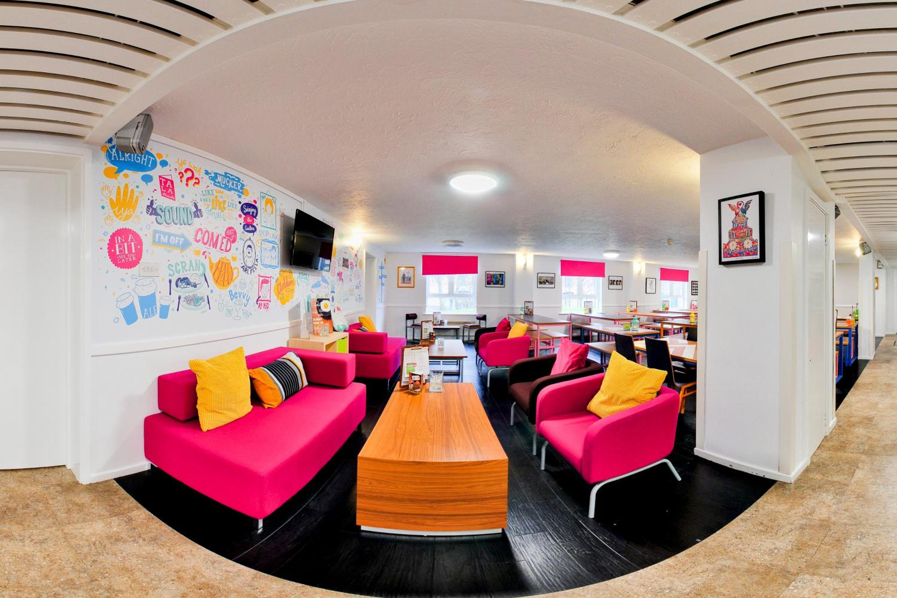 YHA Liverpool Albert Dock