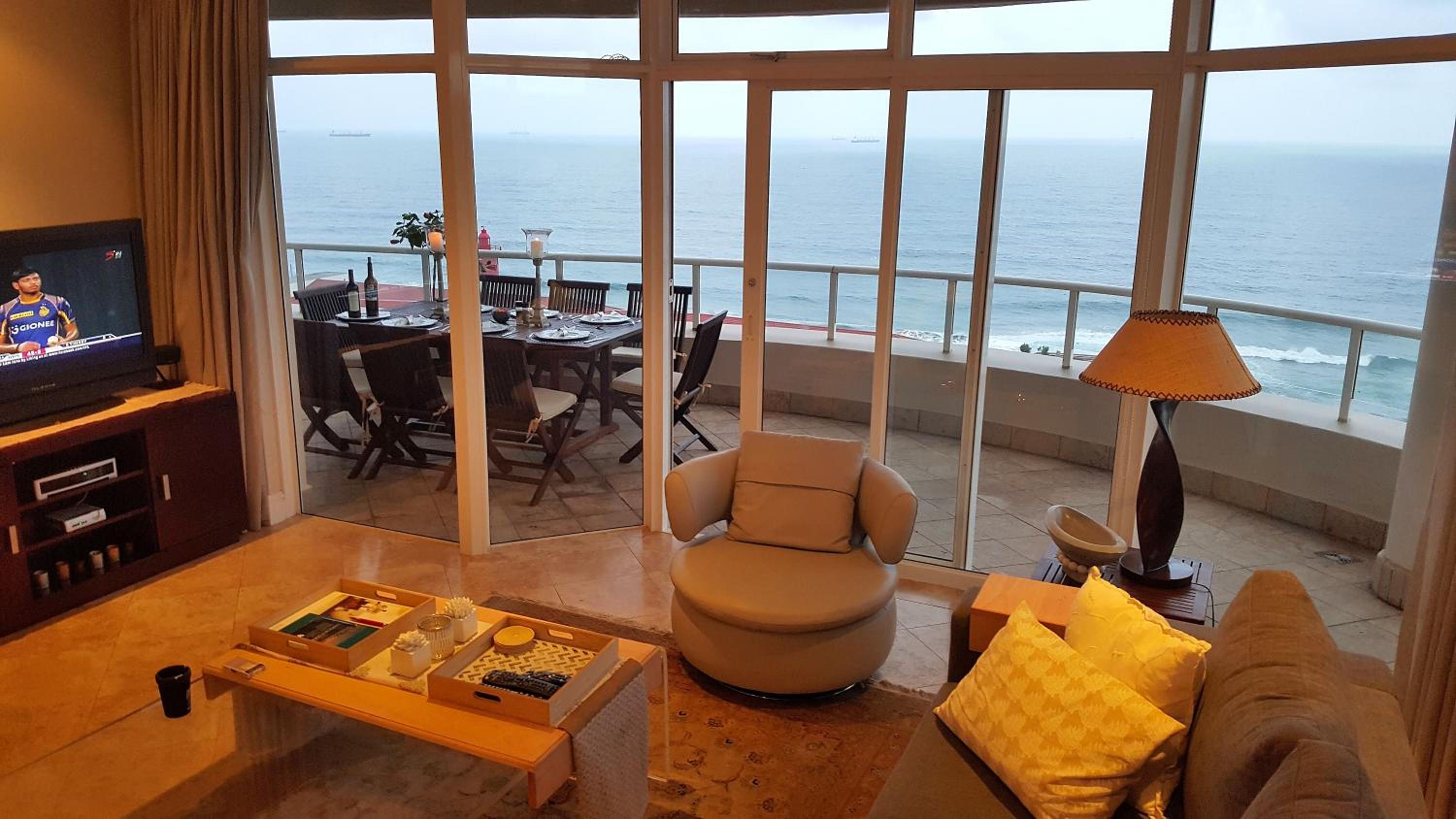 703 Oyster Schelles - by Stay in Umhlanga