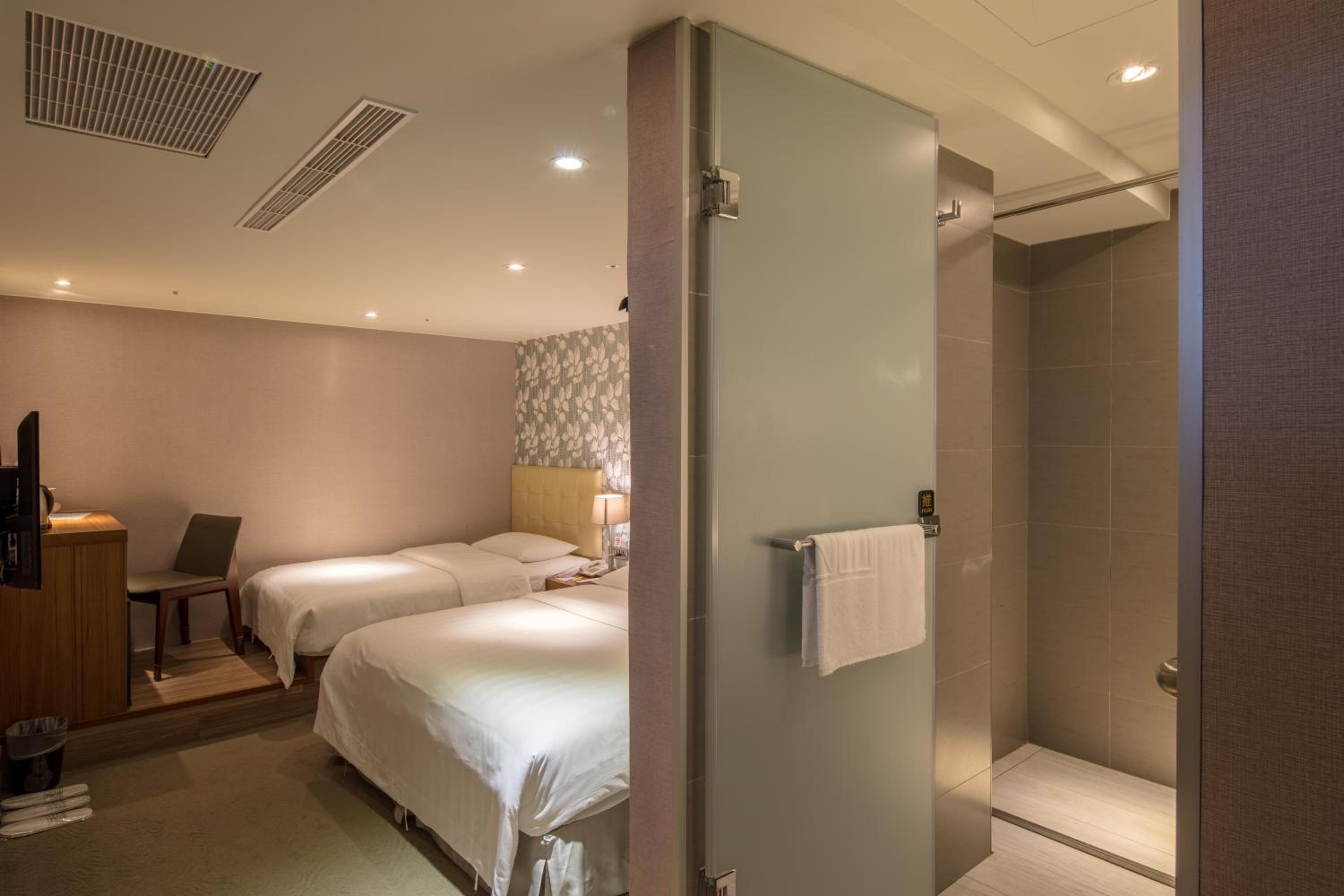 Urtrip Hotel