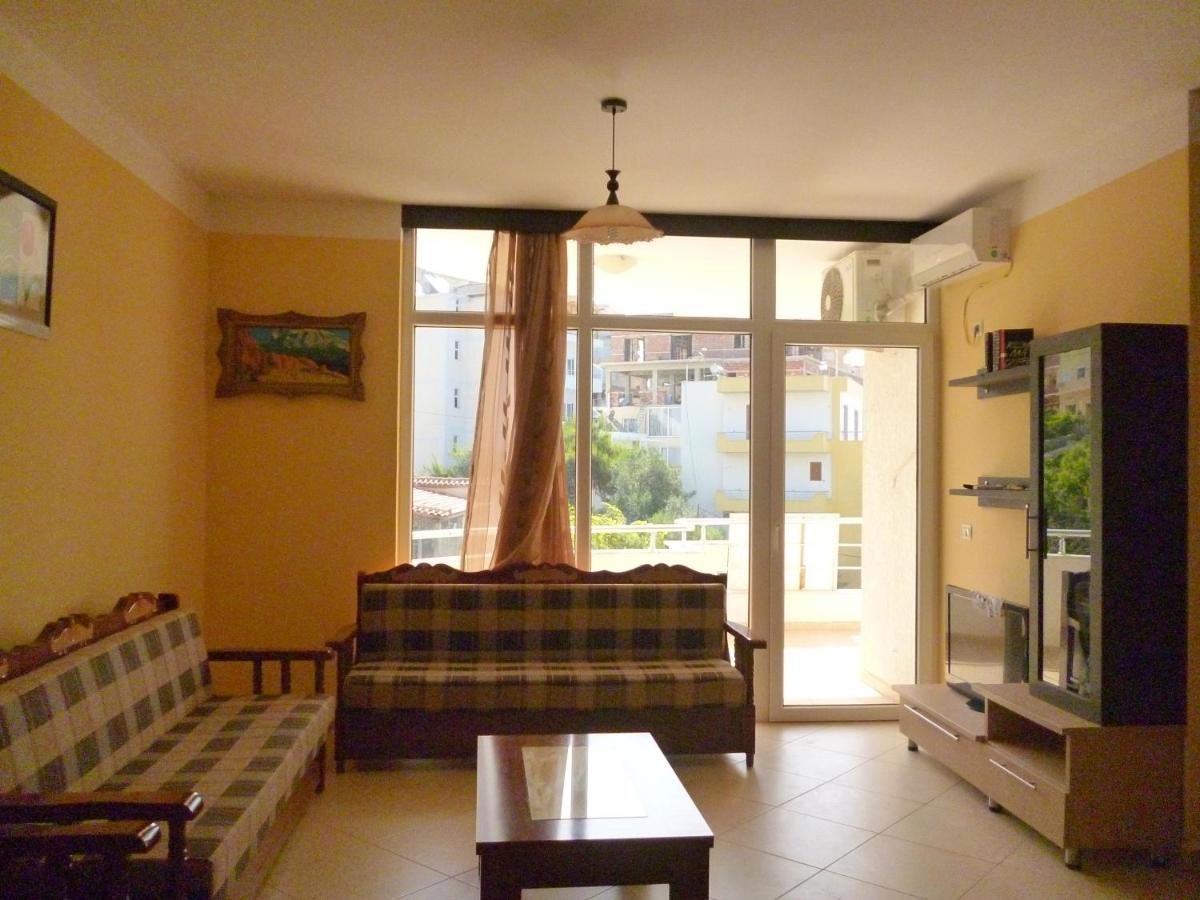 Holiday apartment on the sea shore