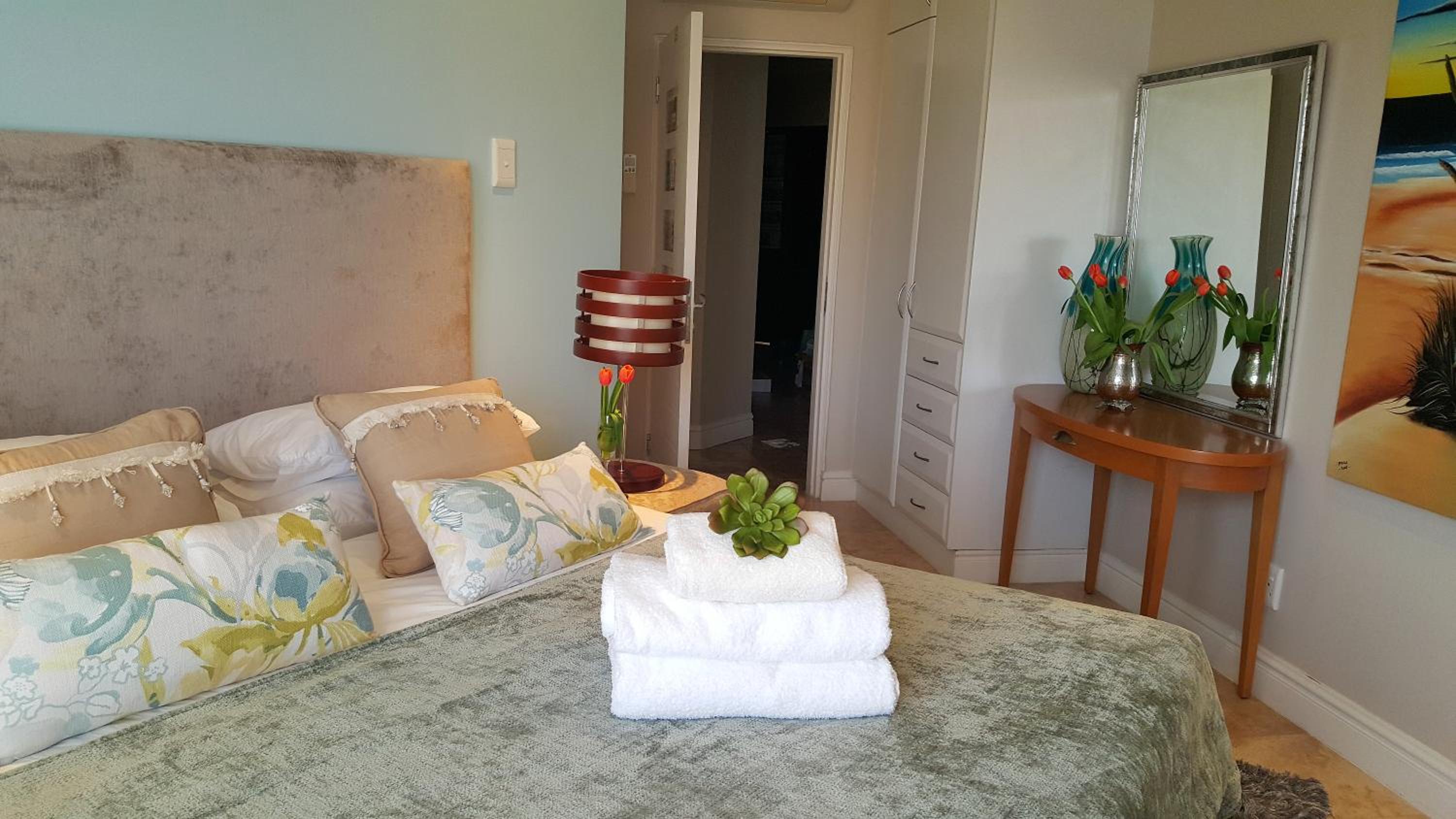 703 Oyster Schelles - by Stay in Umhlanga