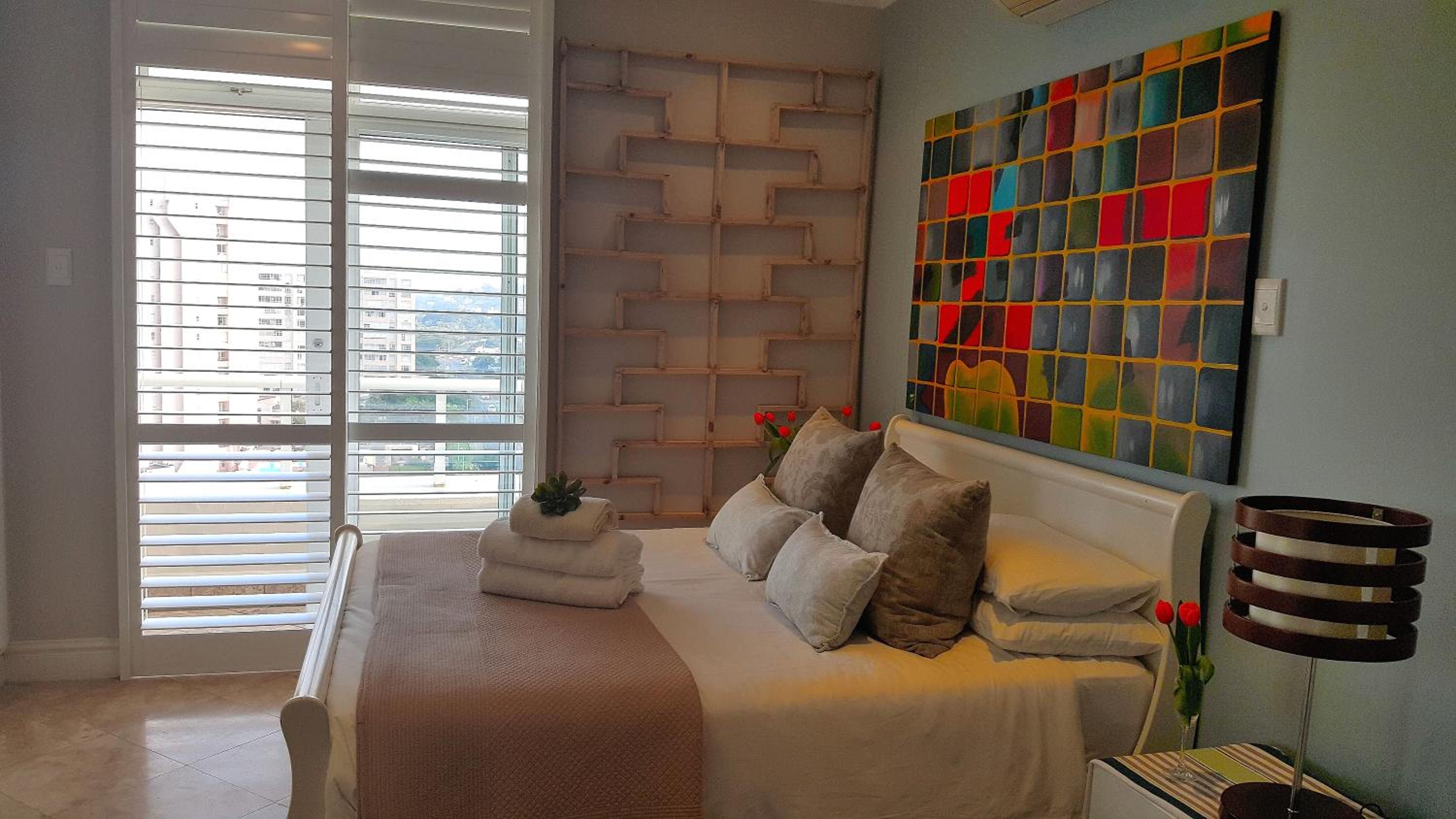 703 Oyster Schelles - by Stay in Umhlanga